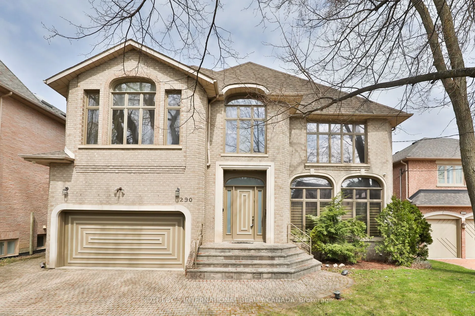 290 Byng Avenue