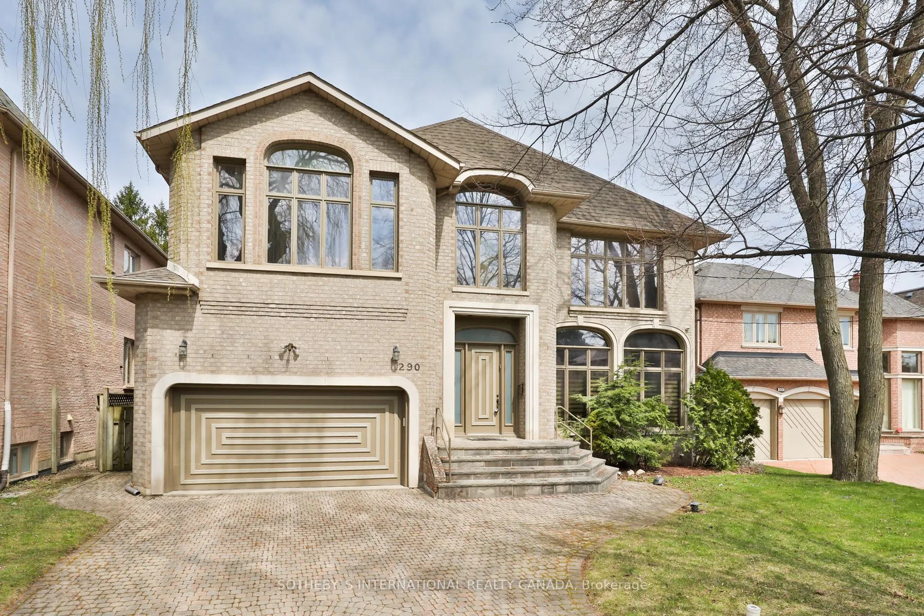 290 Byng Avenue