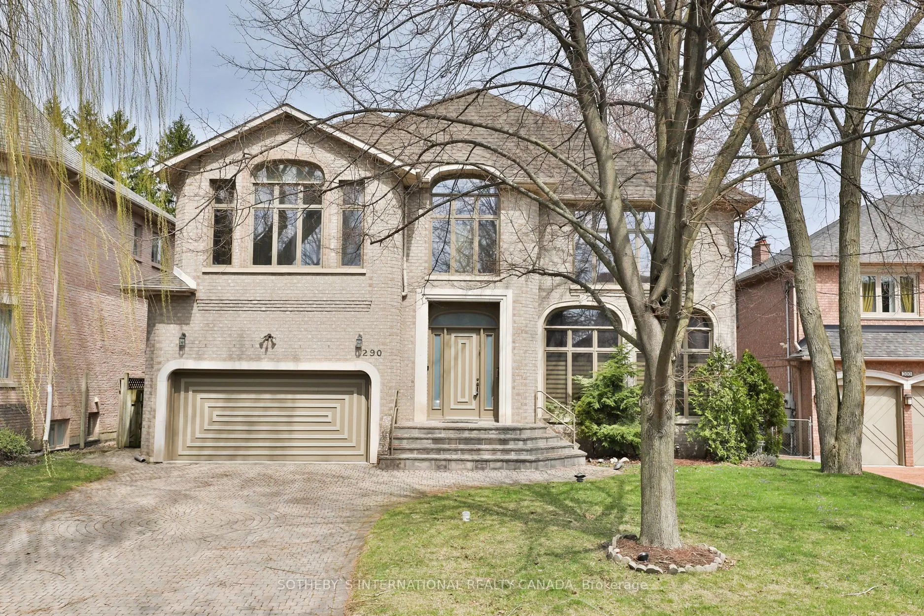 290 Byng Avenue