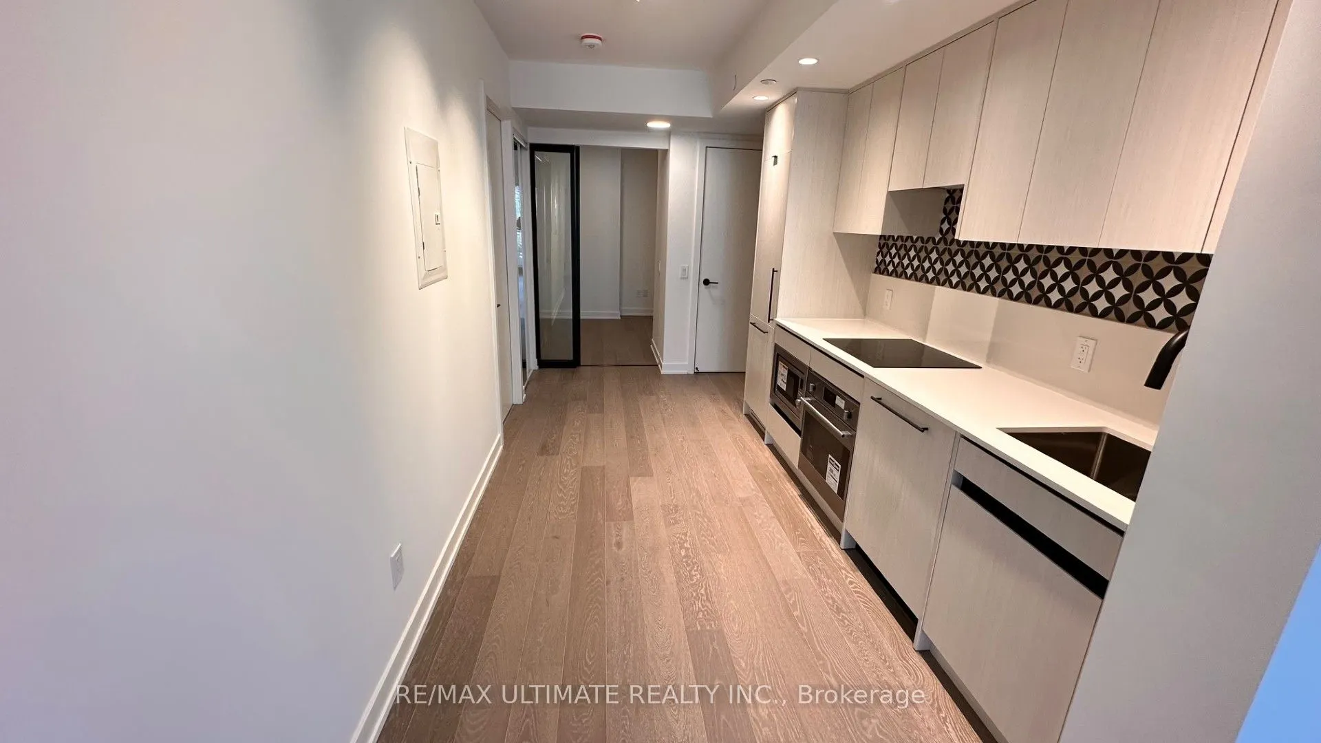 5 Lakeview Avenue, #209