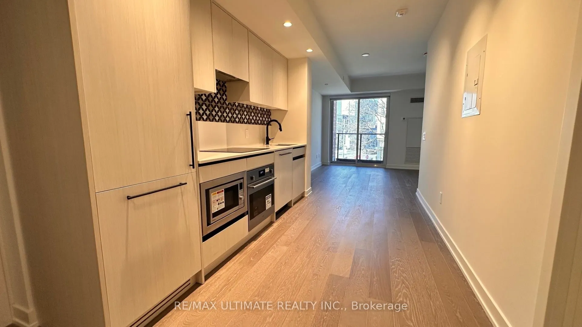 5 Lakeview Avenue, #209