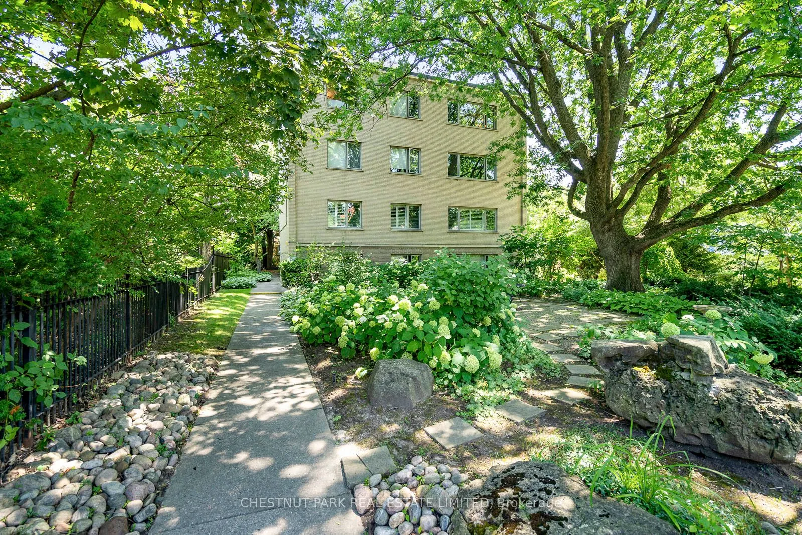 31 Rosedale Road, #103