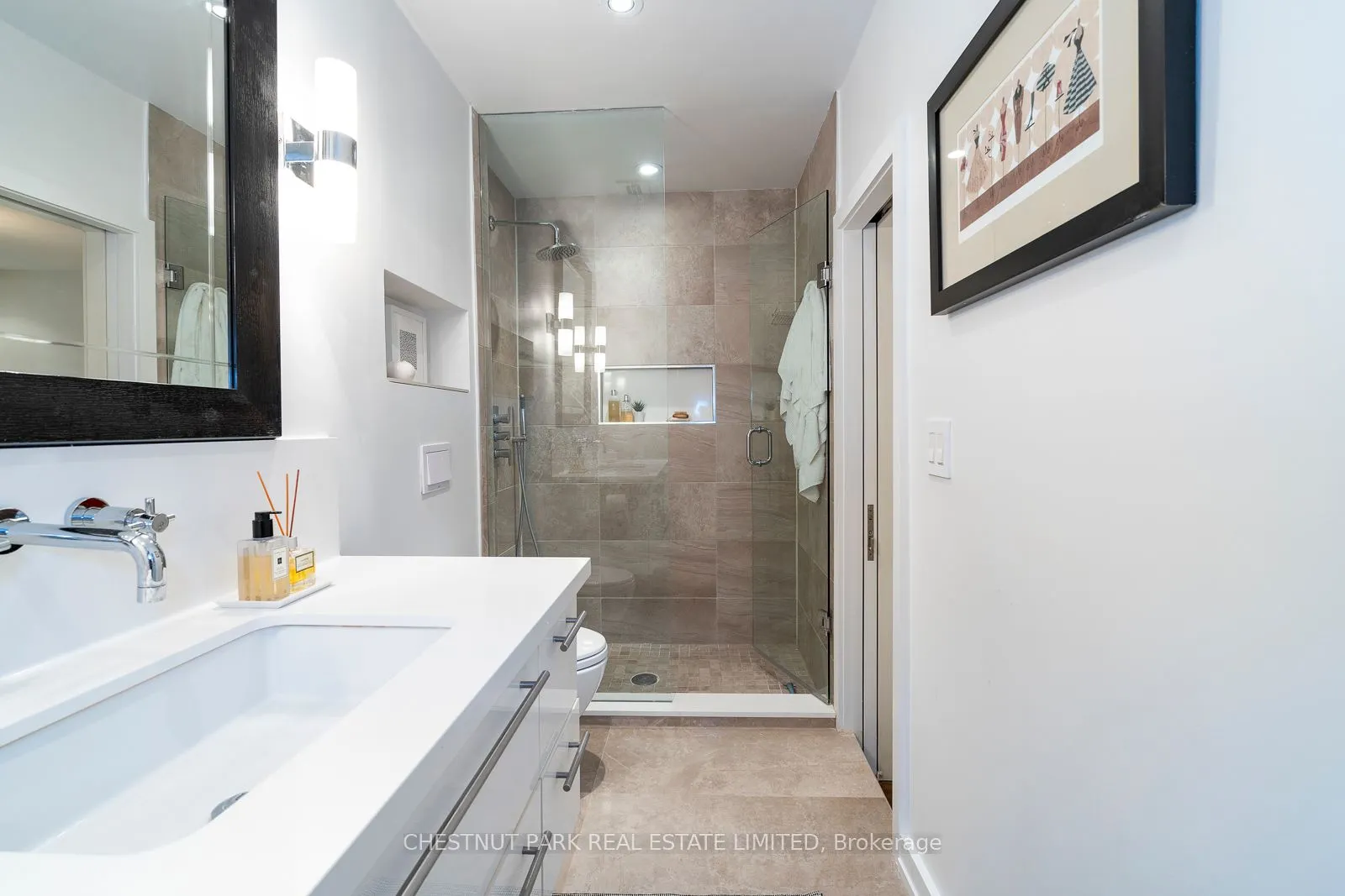 31 Rosedale Road, #103