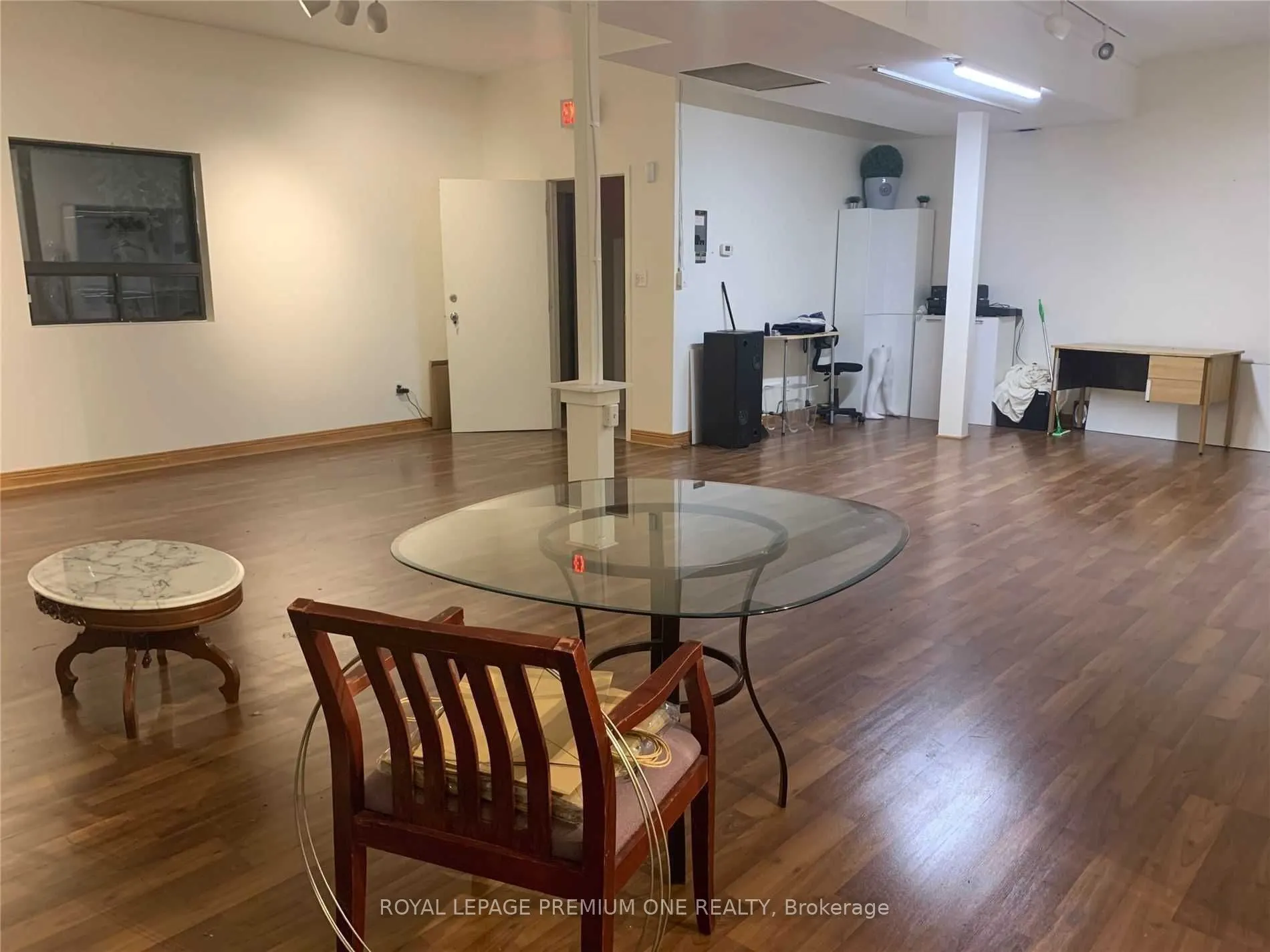 102 Harbord Street, #UPSTAIRS