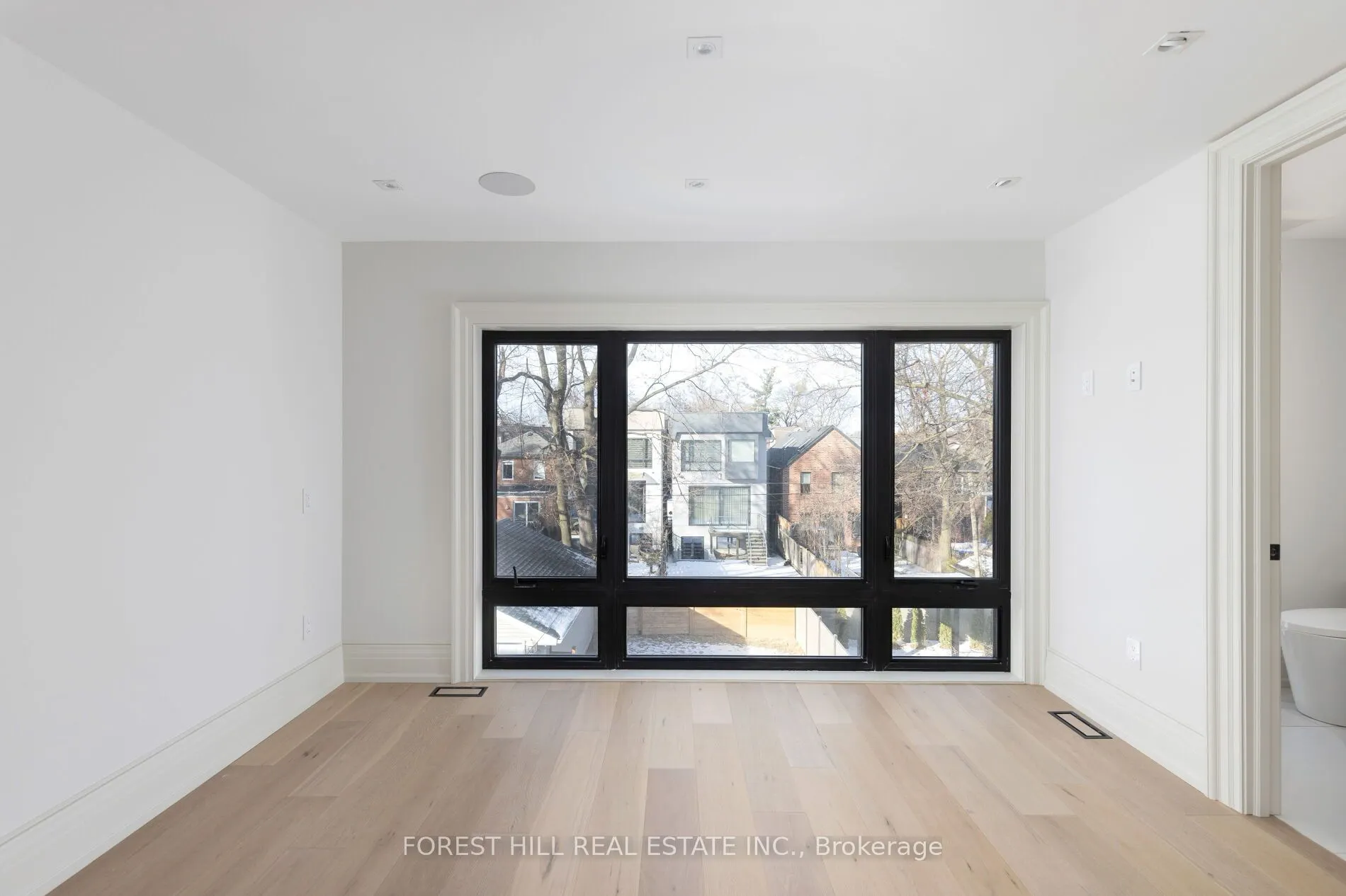 118 Briar Hill Avenue