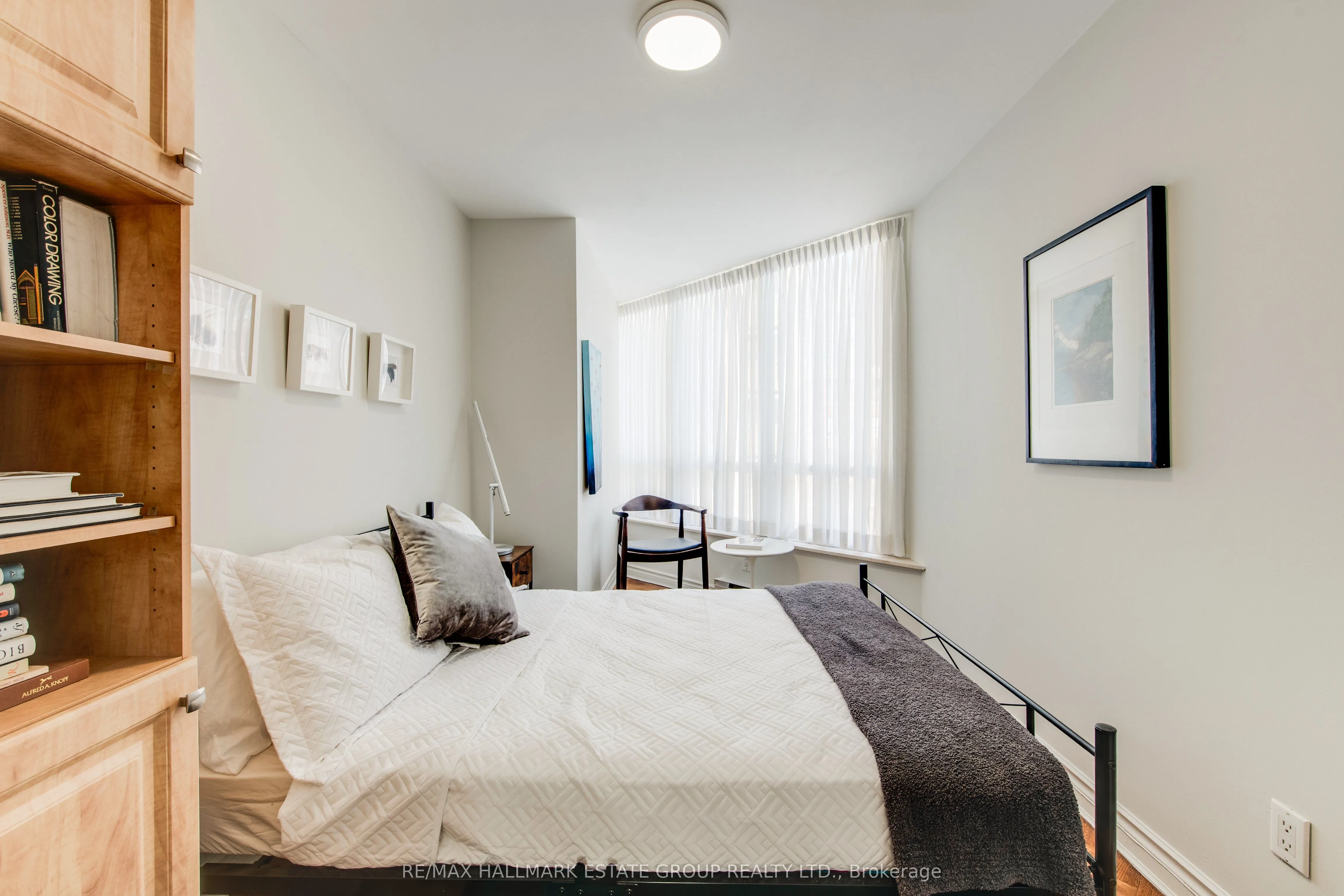 82 Lombard Street, #412