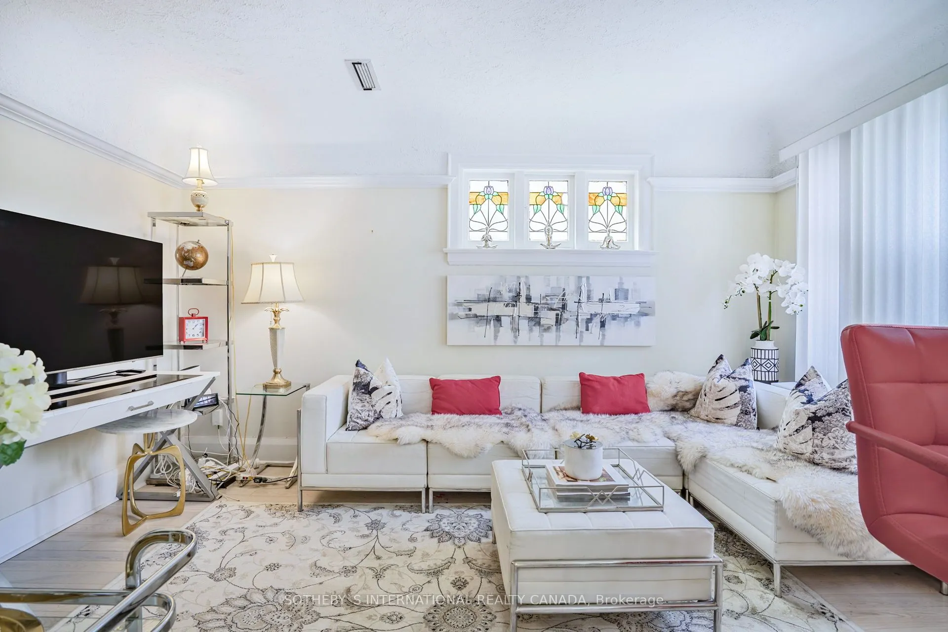 12 Belsize Drive
