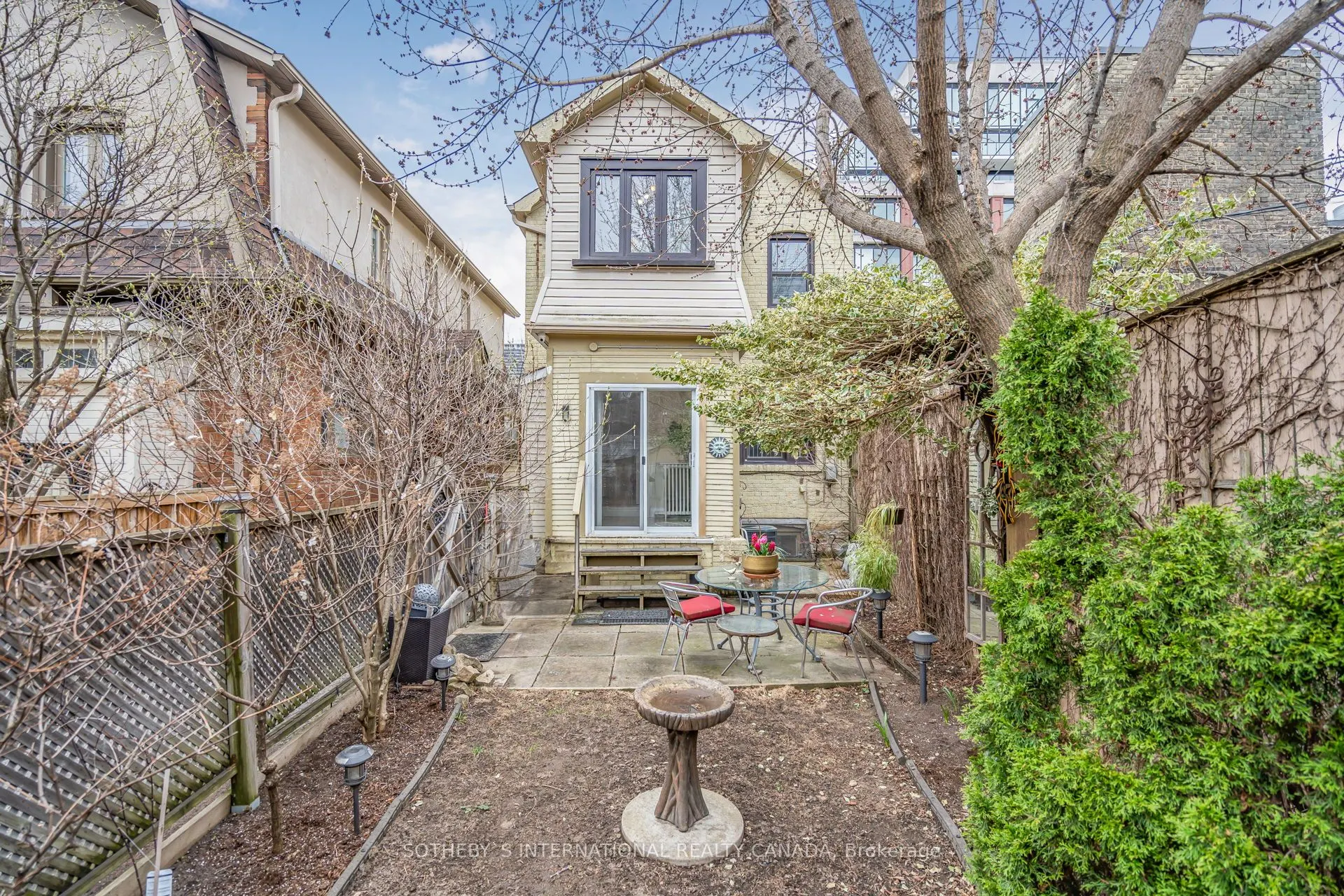 12 Belsize Drive