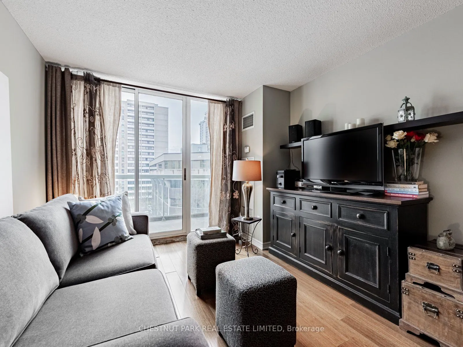 253 Merton Street, #611