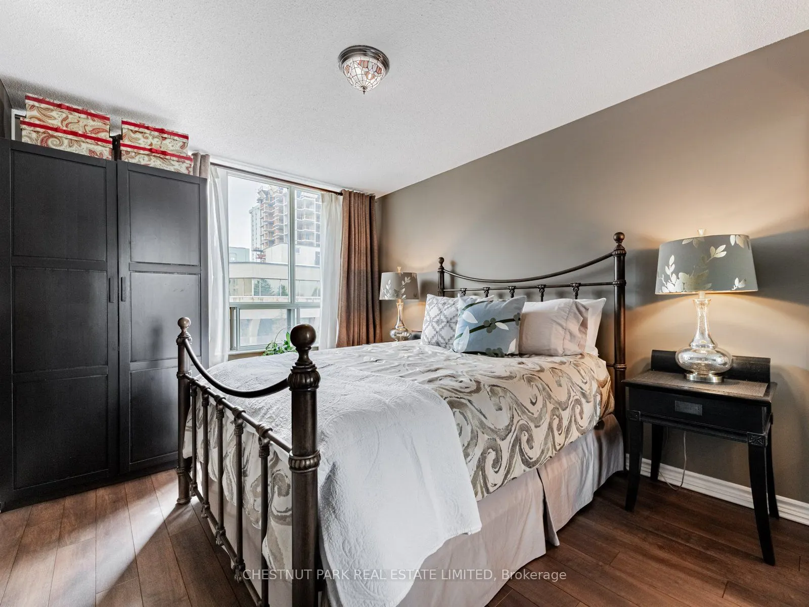 253 Merton Street, #611