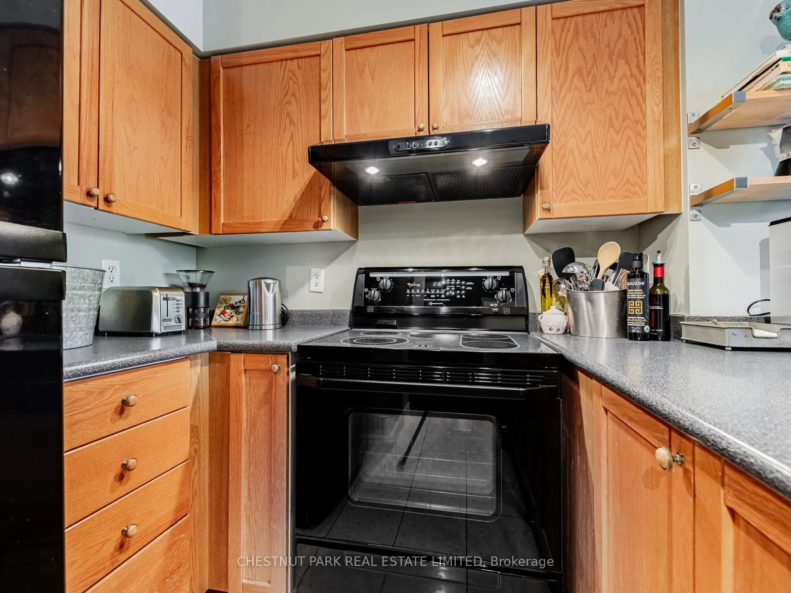253 Merton Street, #611