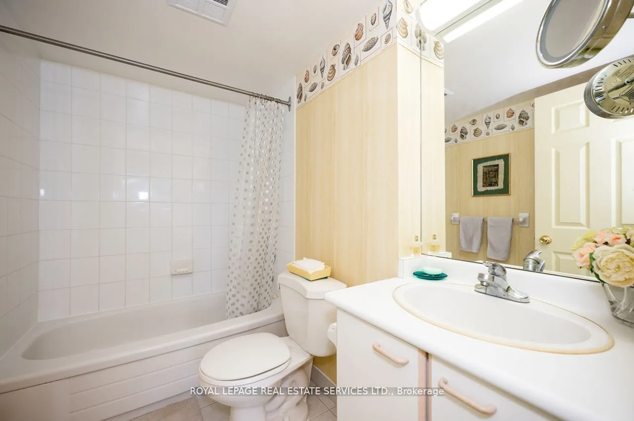 256 Doris Avenue, #308