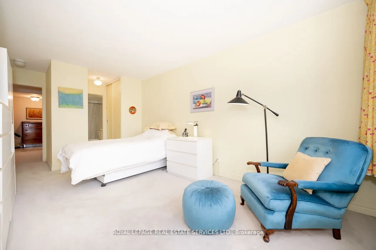 256 Doris Avenue, #308