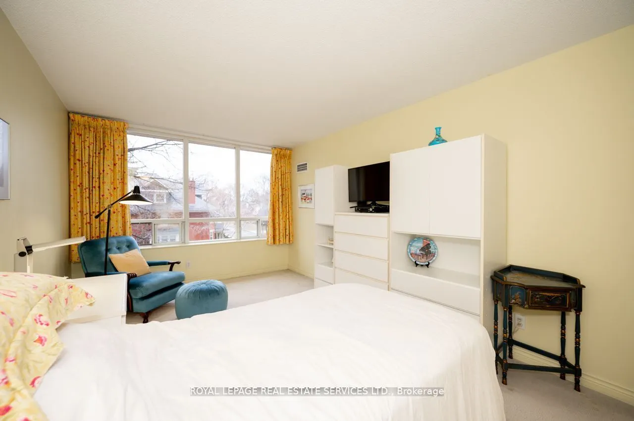 256 Doris Avenue, #308