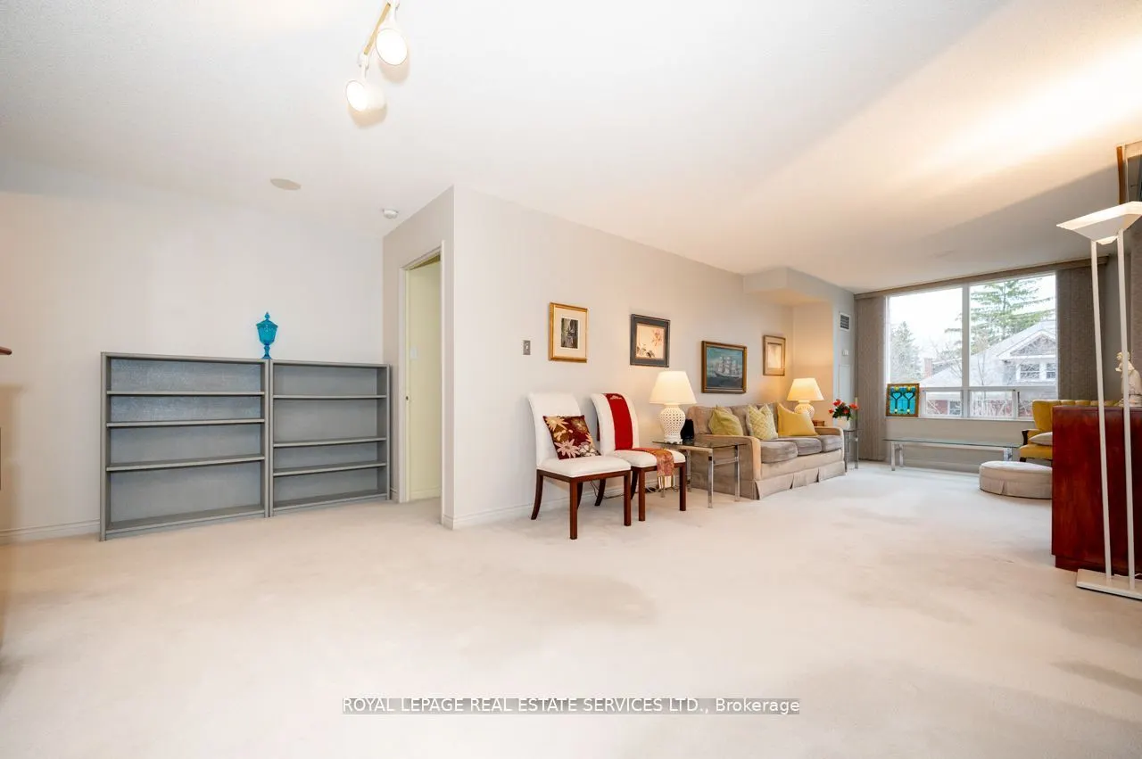 256 Doris Avenue, #308
