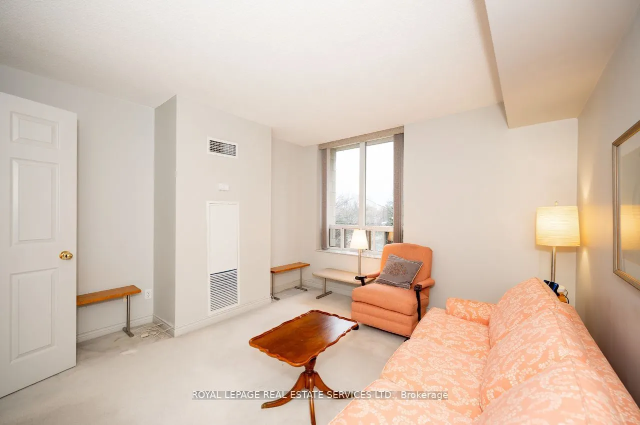 256 Doris Avenue, #308