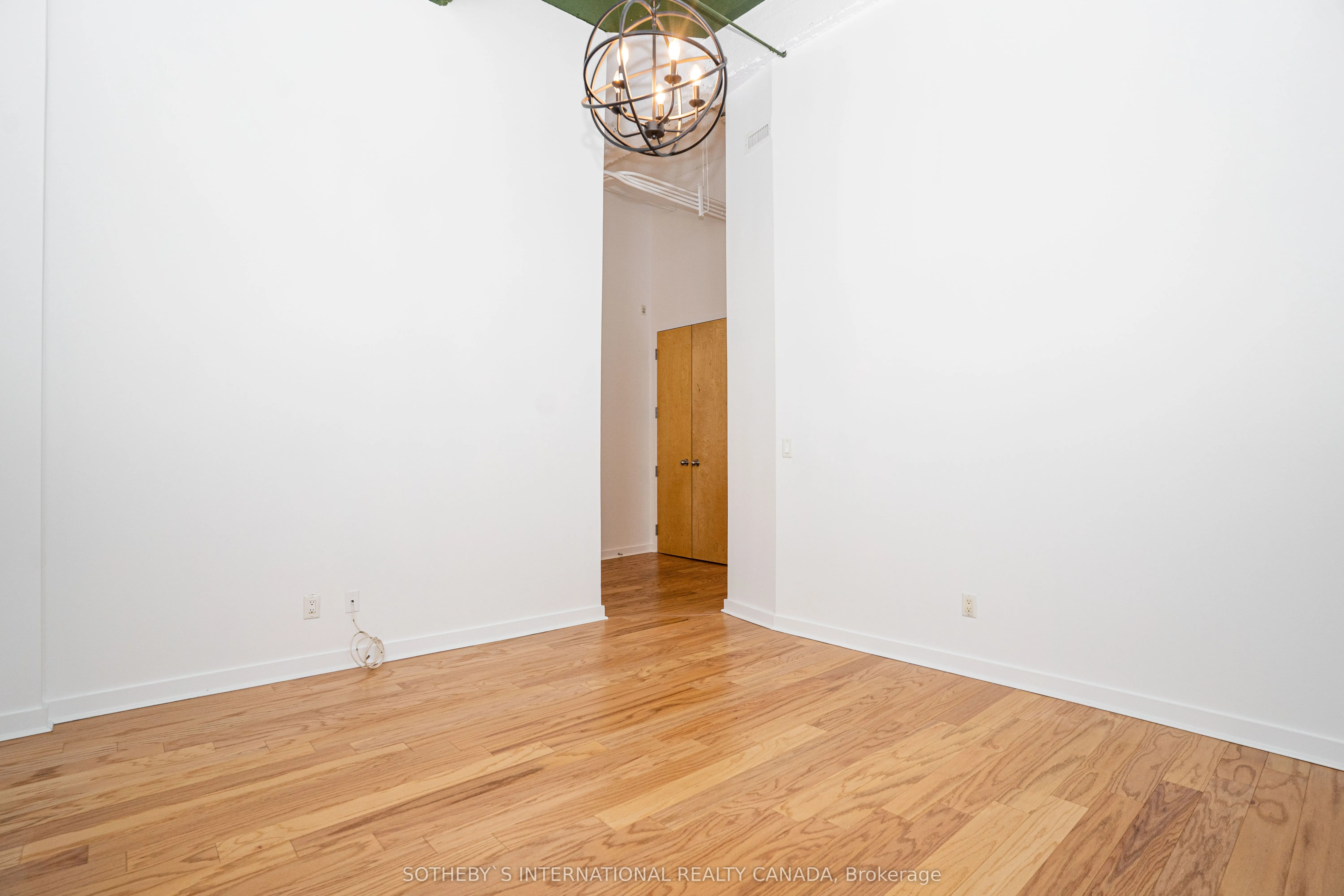 135 Dalhousie Street #209