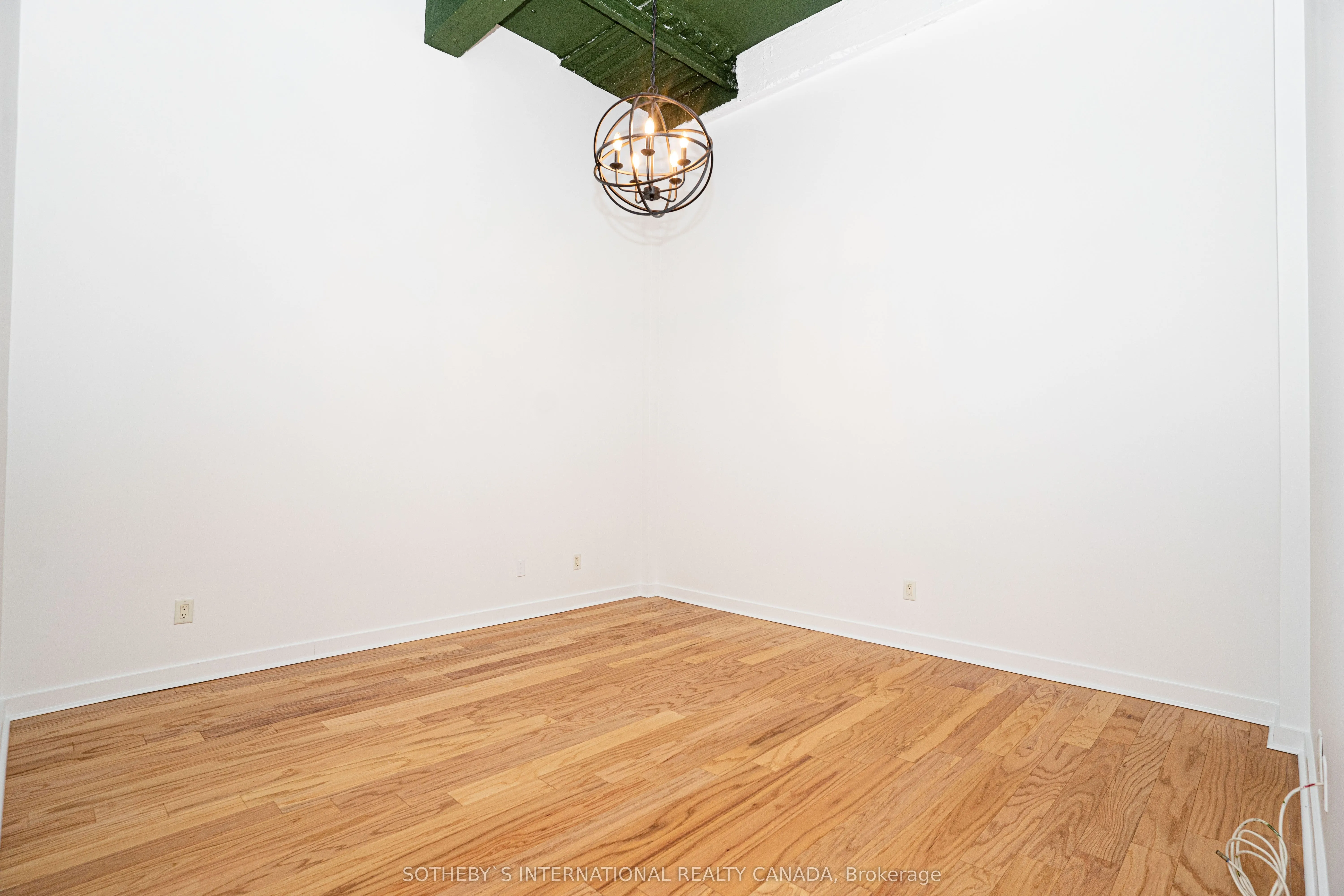 135 Dalhousie Street #209