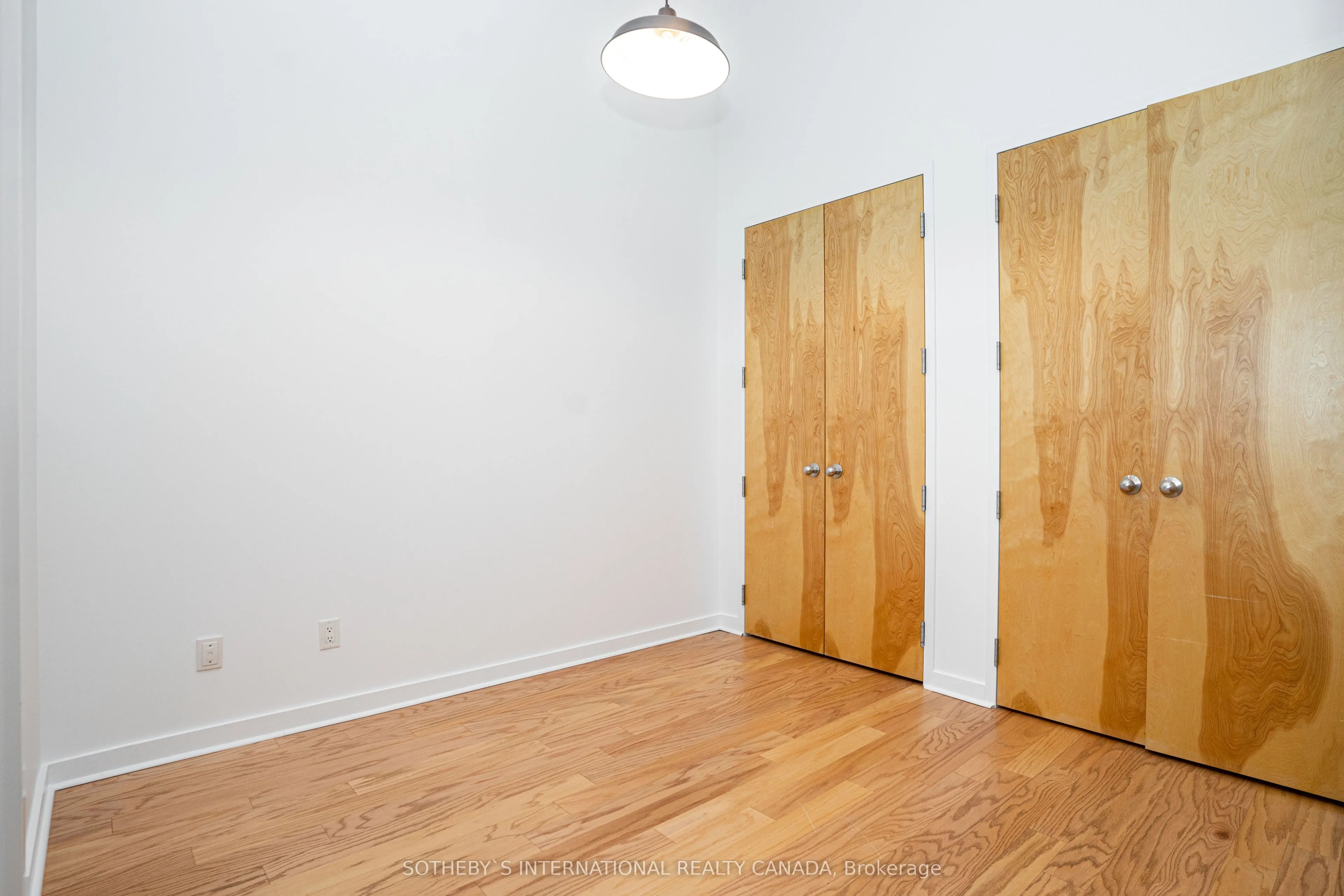 135 Dalhousie Street #209
