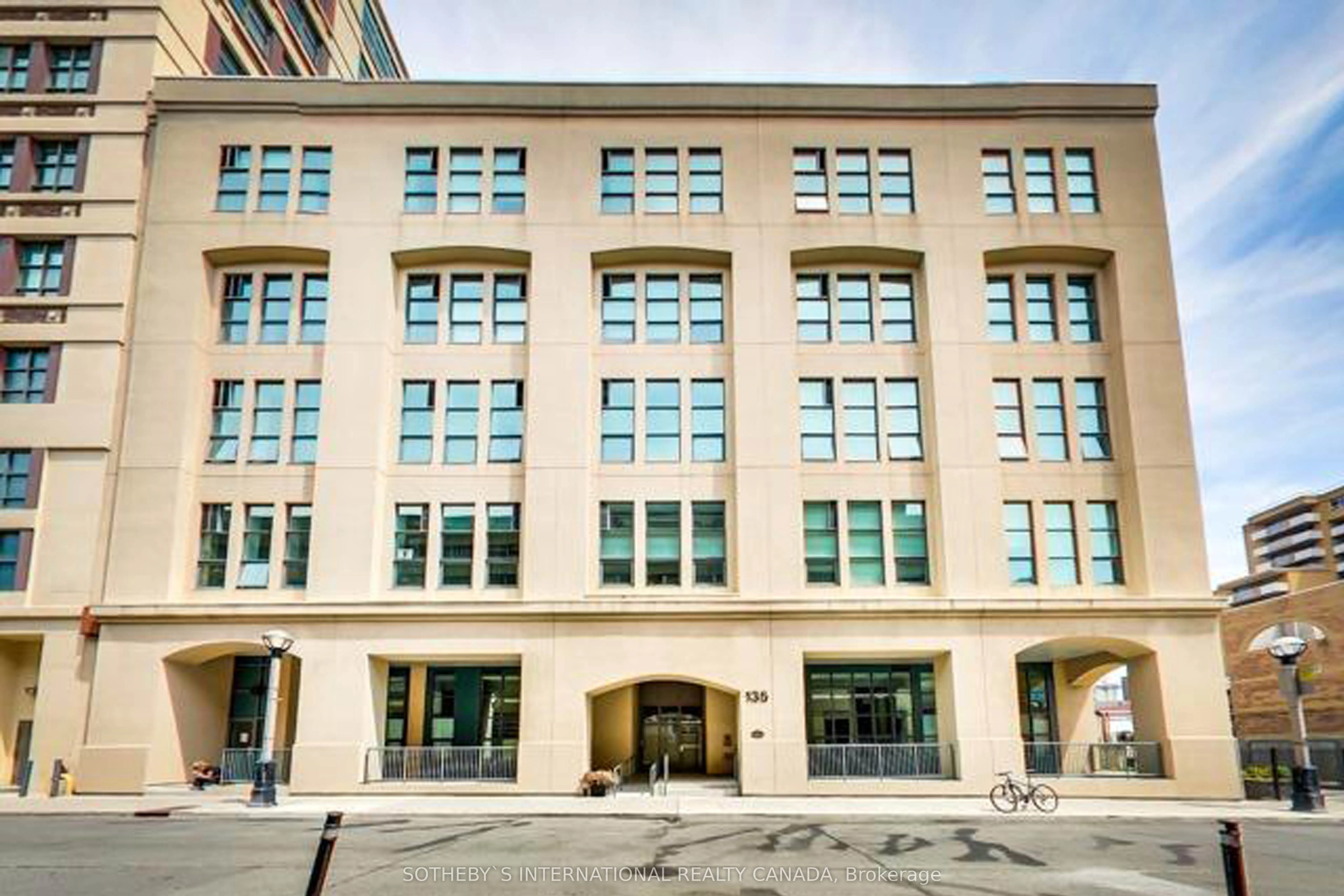 135 Dalhousie Street #209