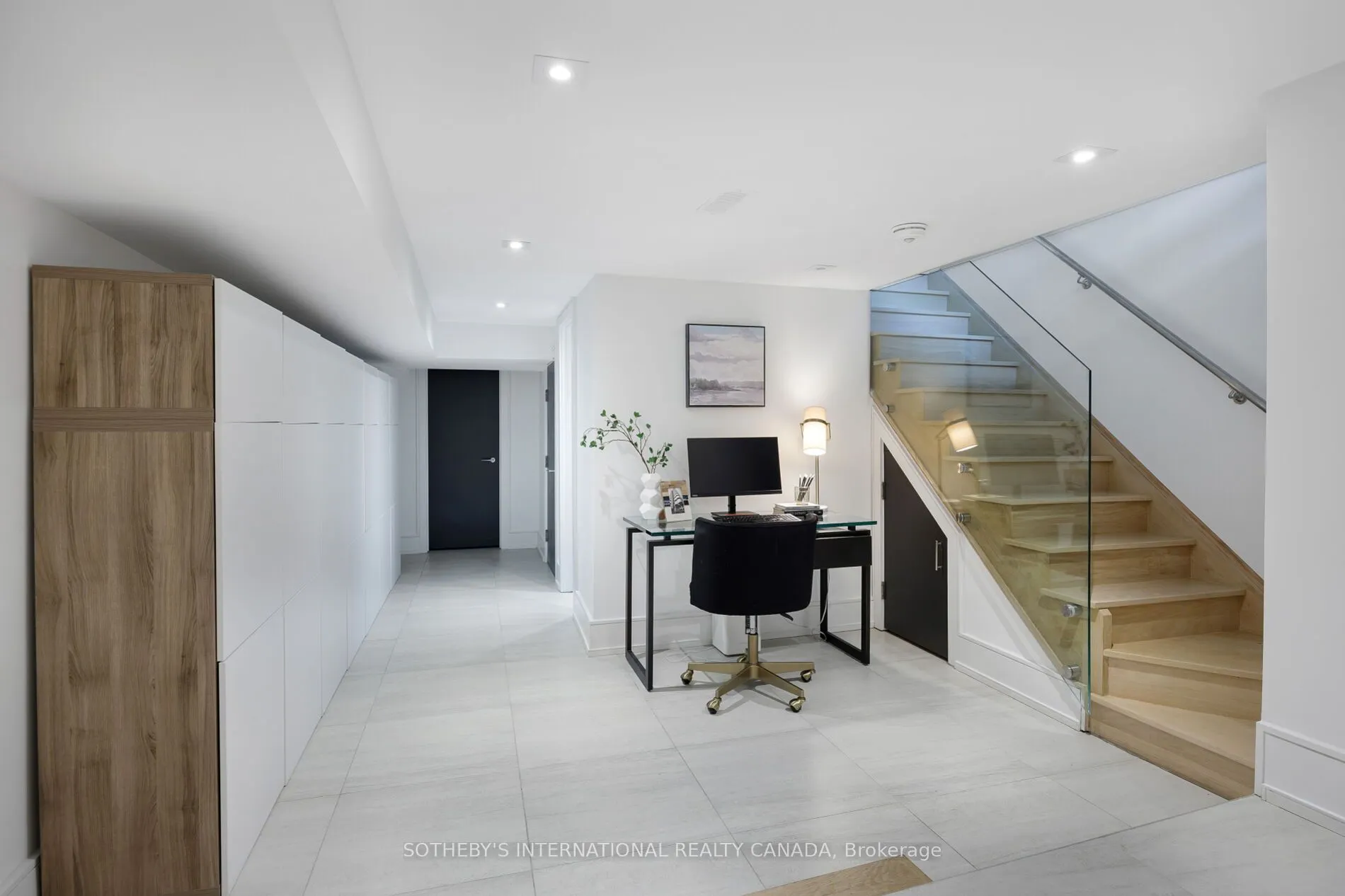 121 Markham Street