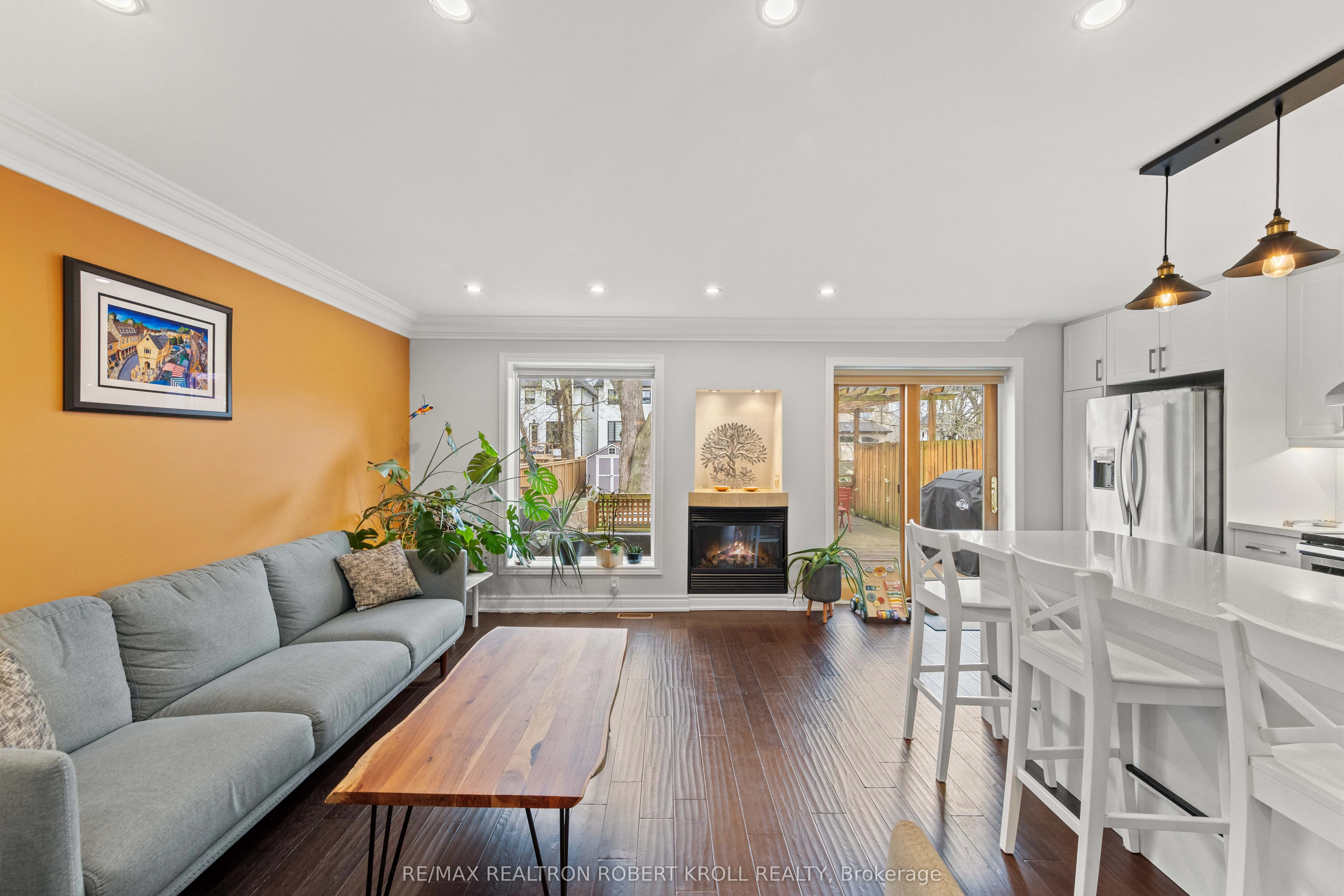 37 Johnston Avenue