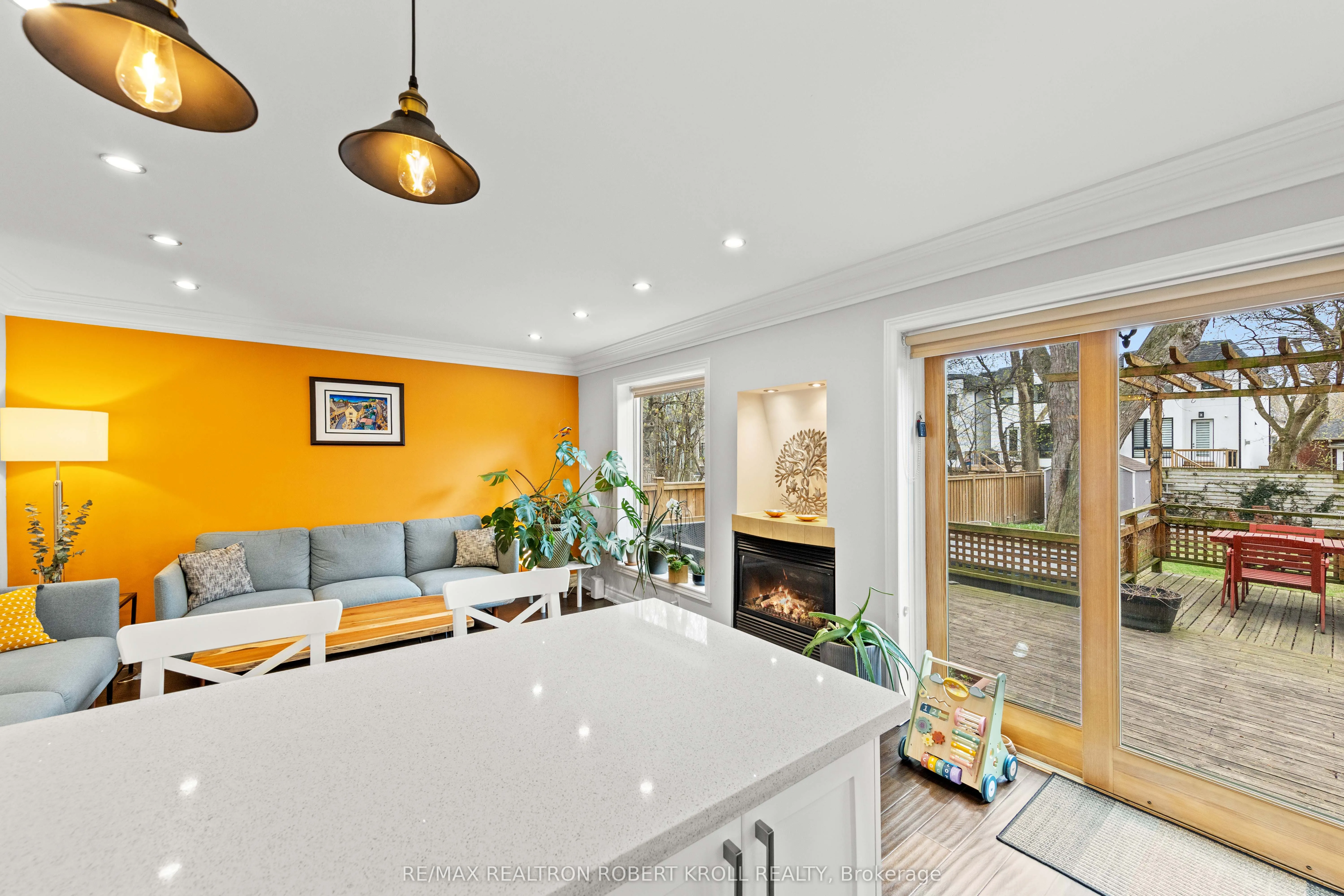 37 Johnston Avenue
