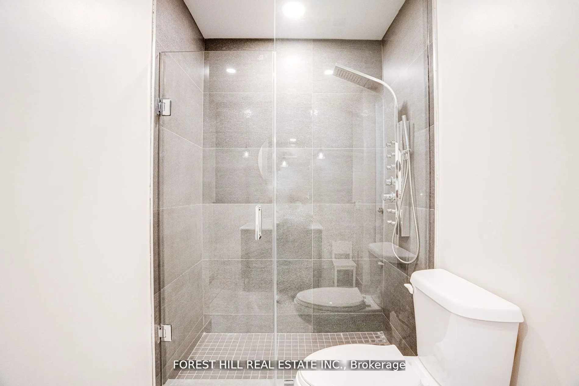 78 Harrison Garden Boulevard #2403