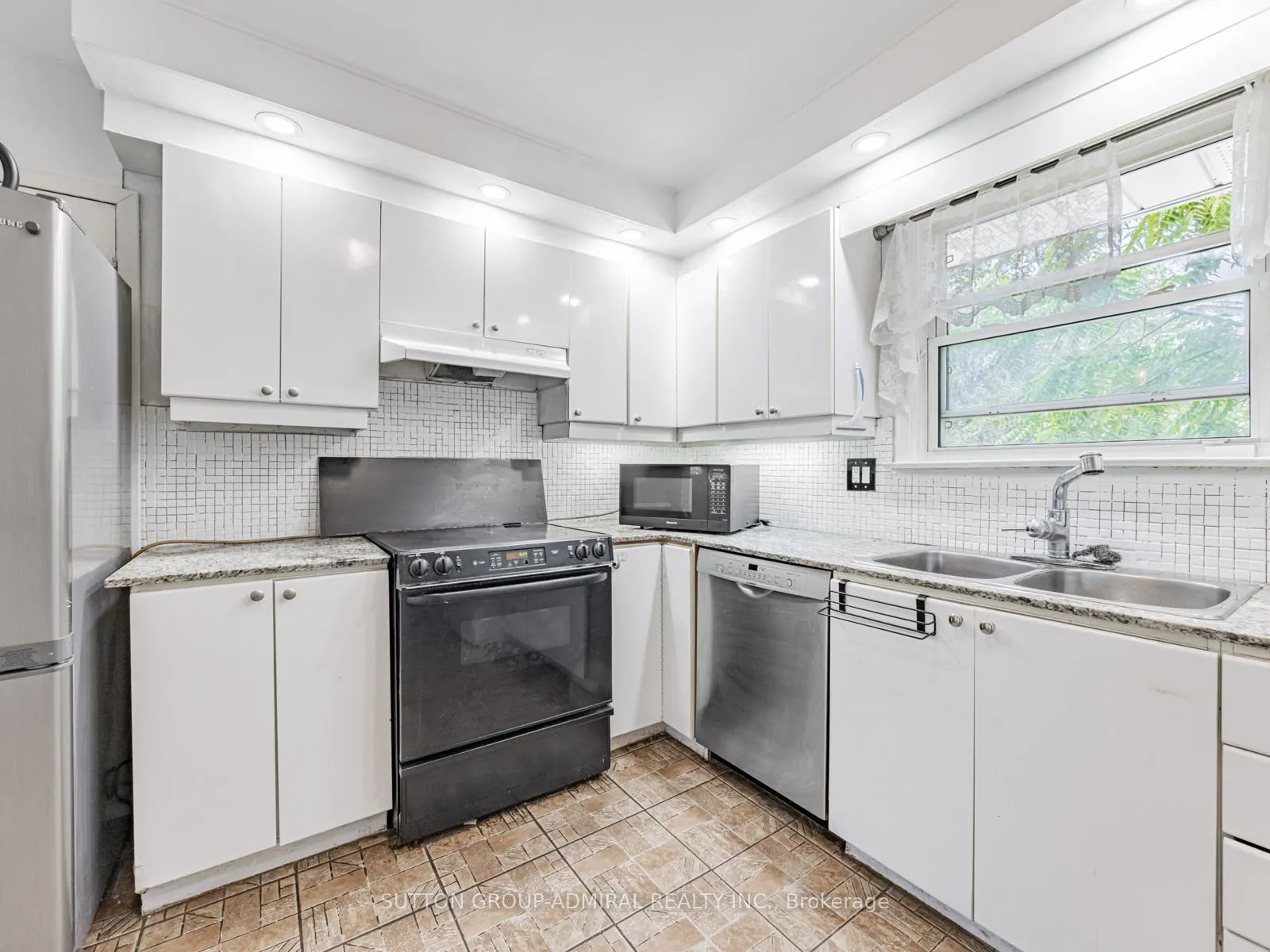 270 Fisherville Road