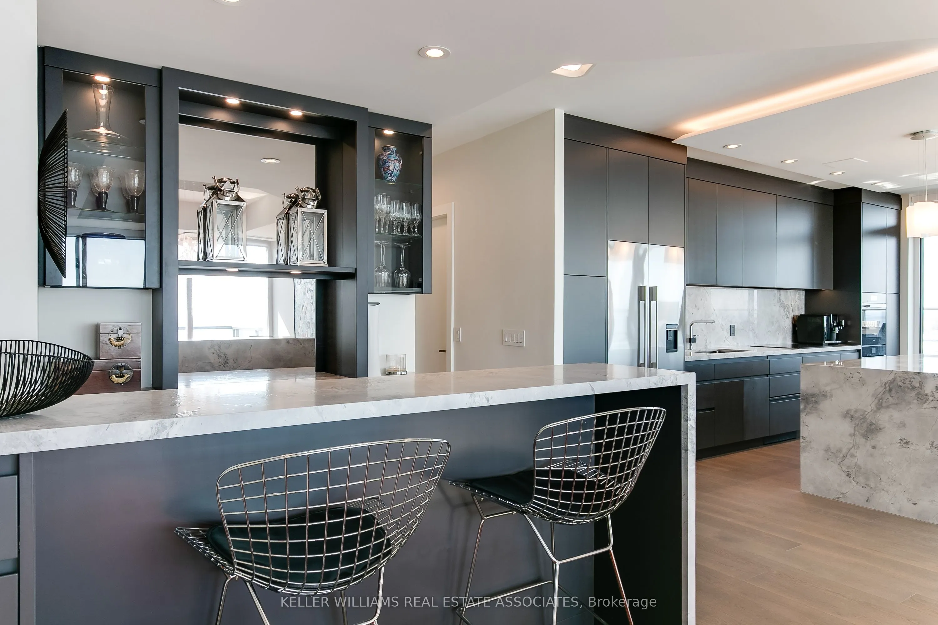 90 Stadium Road, #1002
