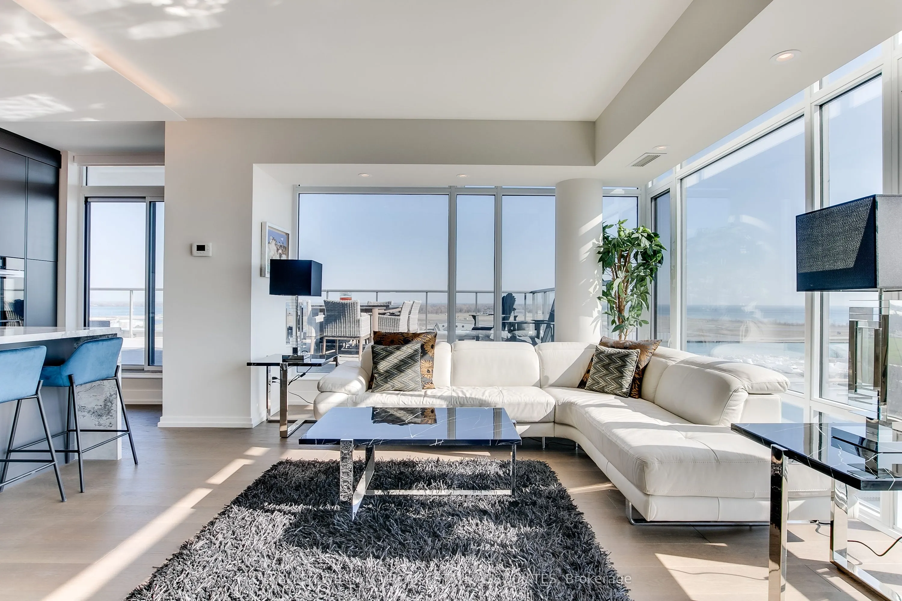 90 Stadium Road, #1002