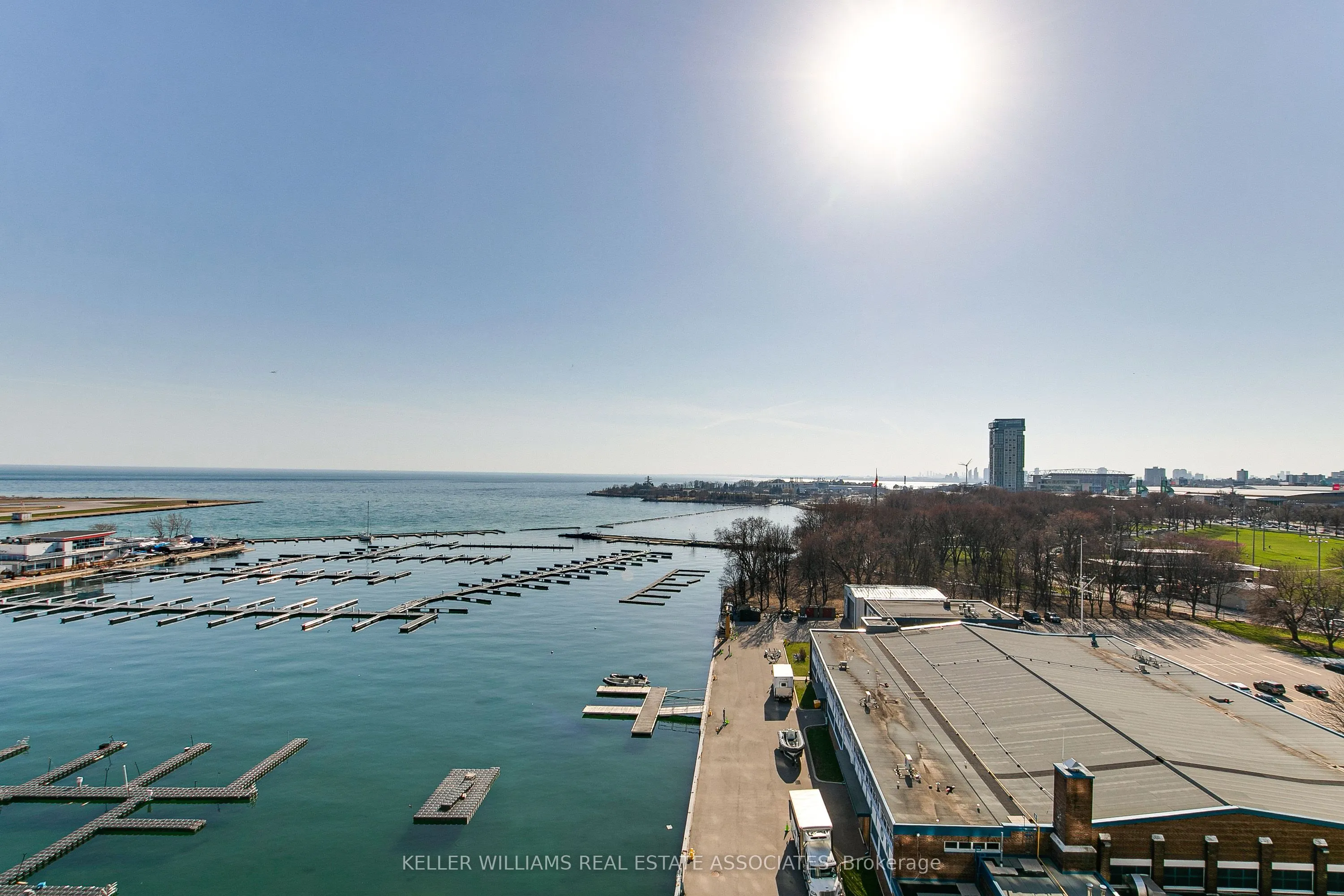 90 Stadium Road, #1002