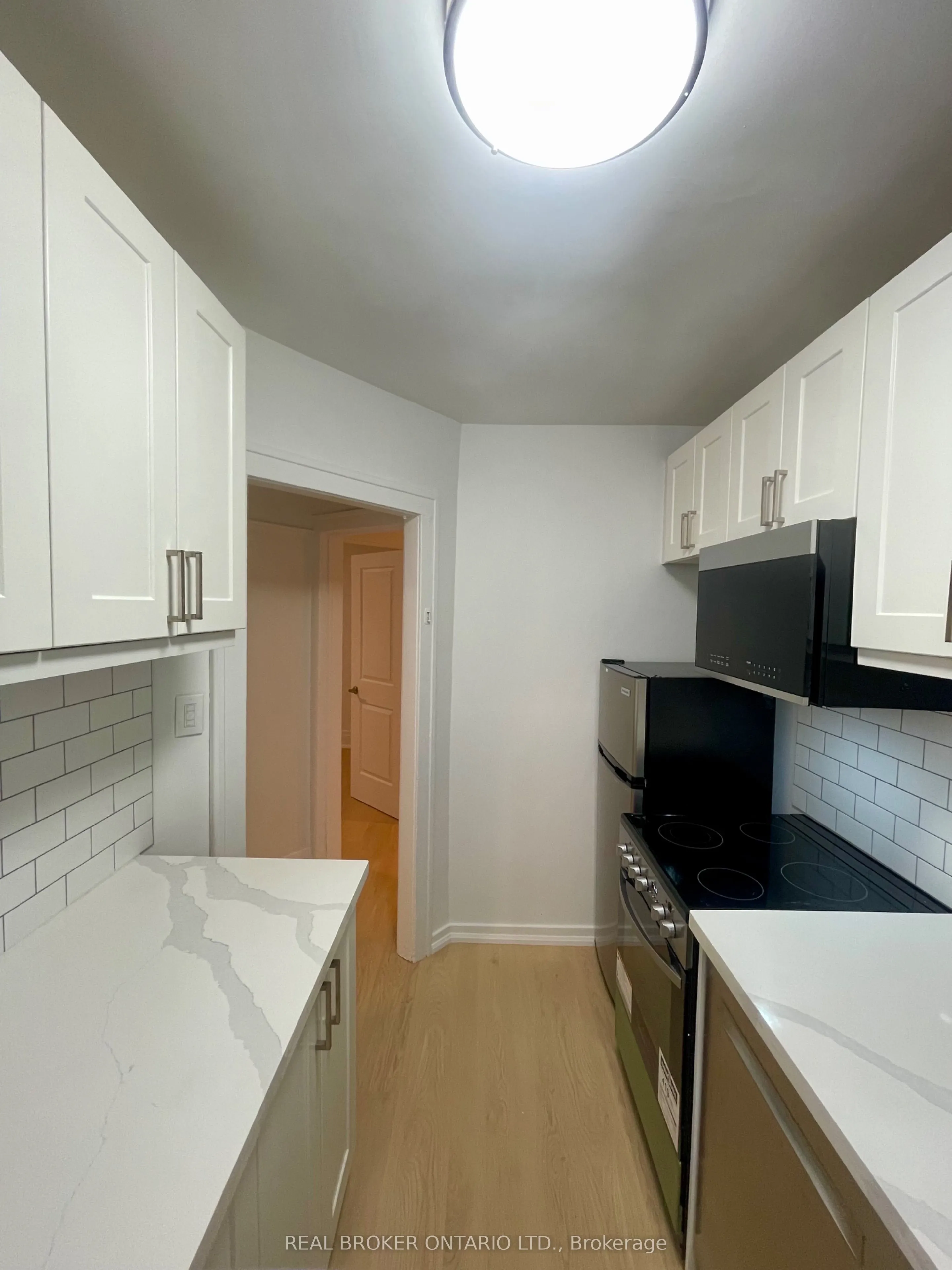 2 Broadway Avenue, #3