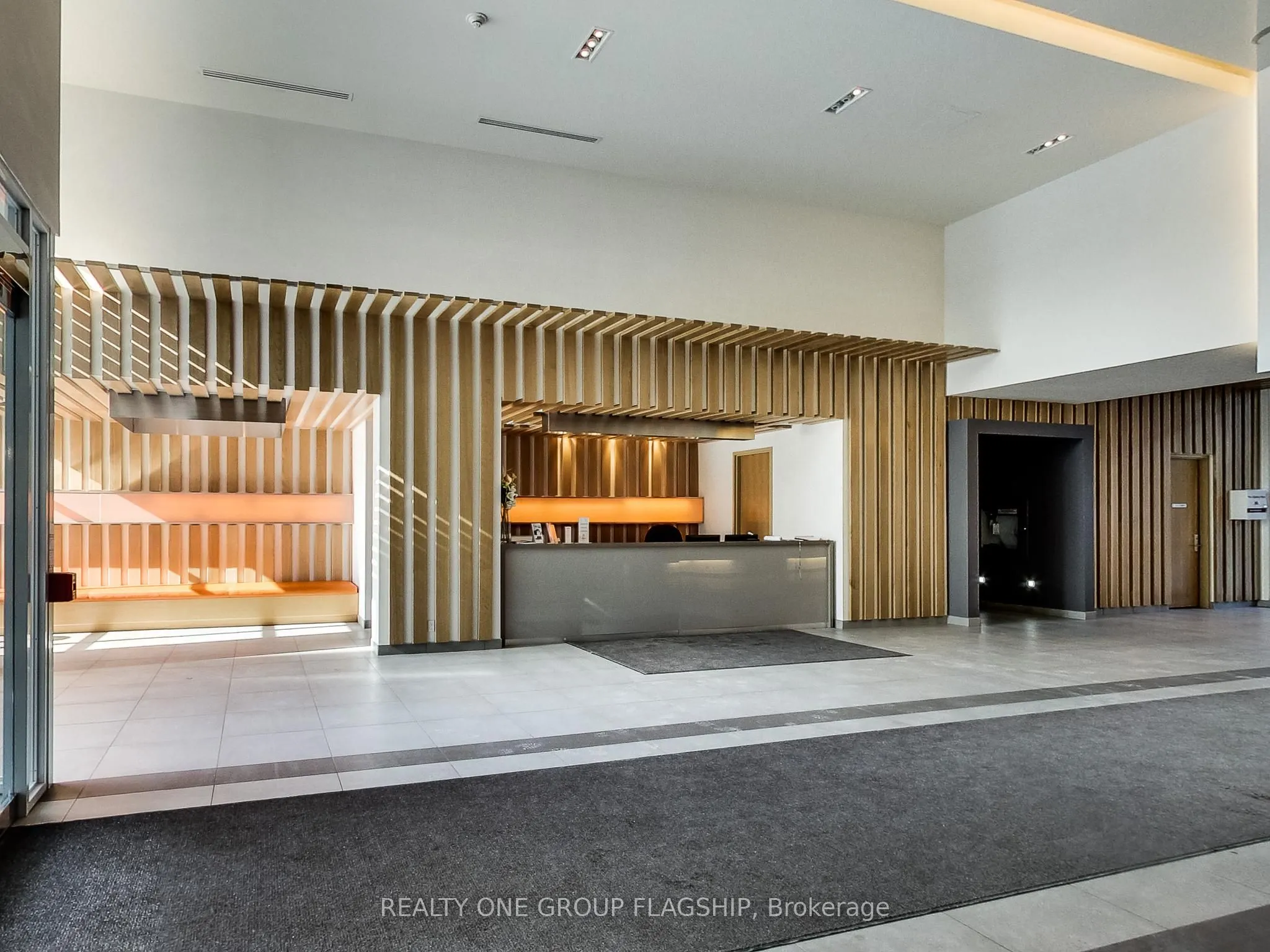5 Hanna Avenue #617