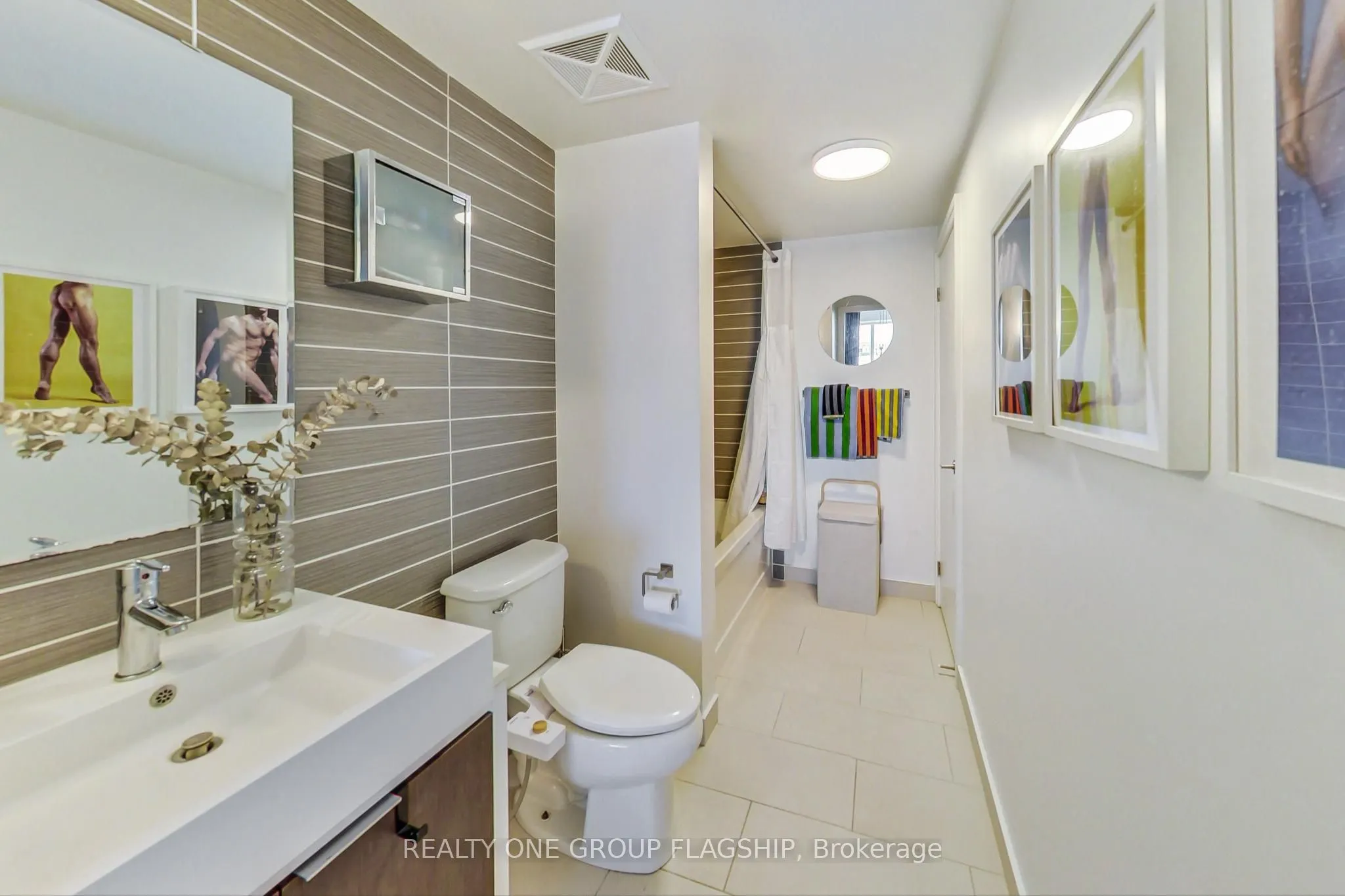 5 Hanna Avenue #617