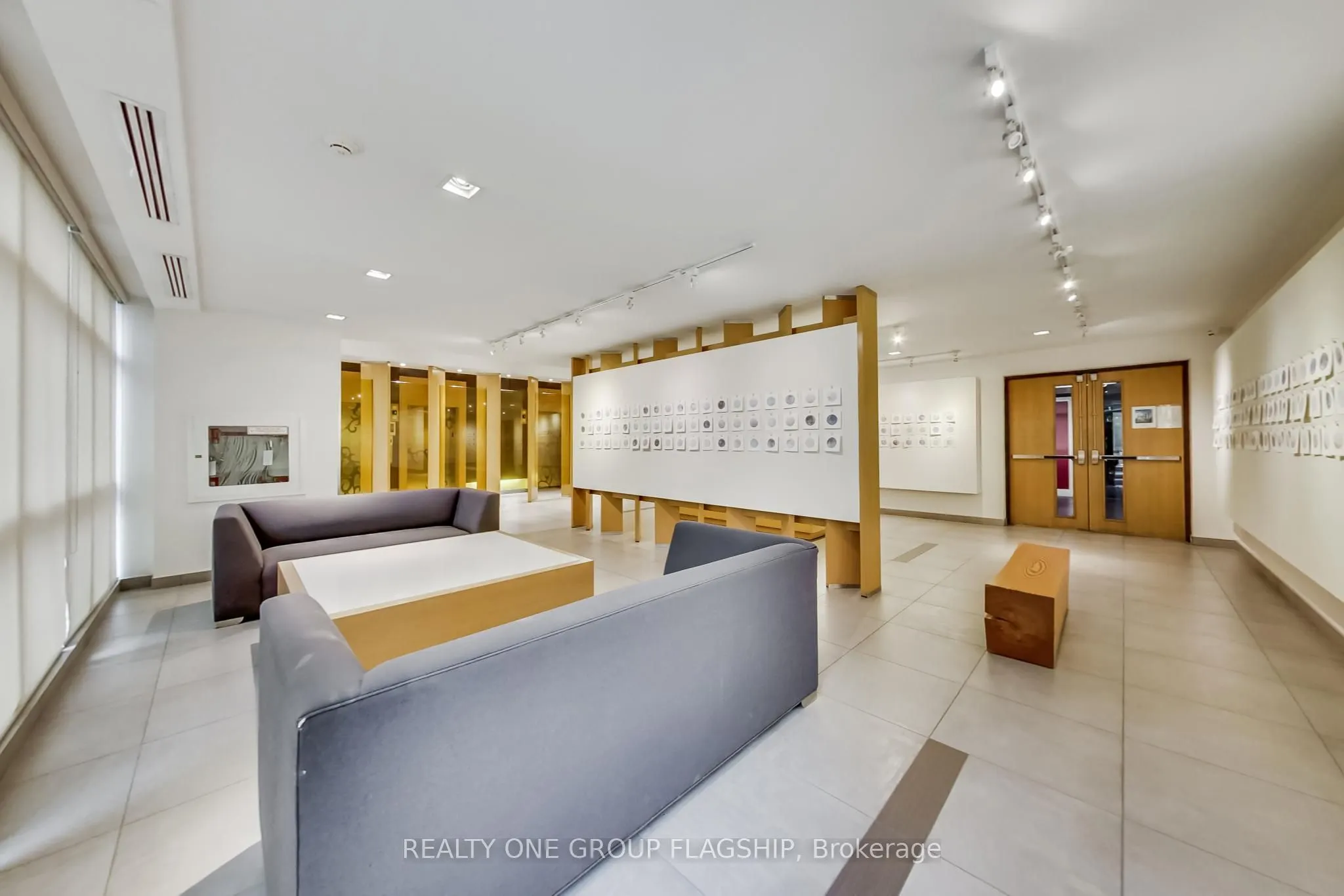 5 Hanna Avenue #617