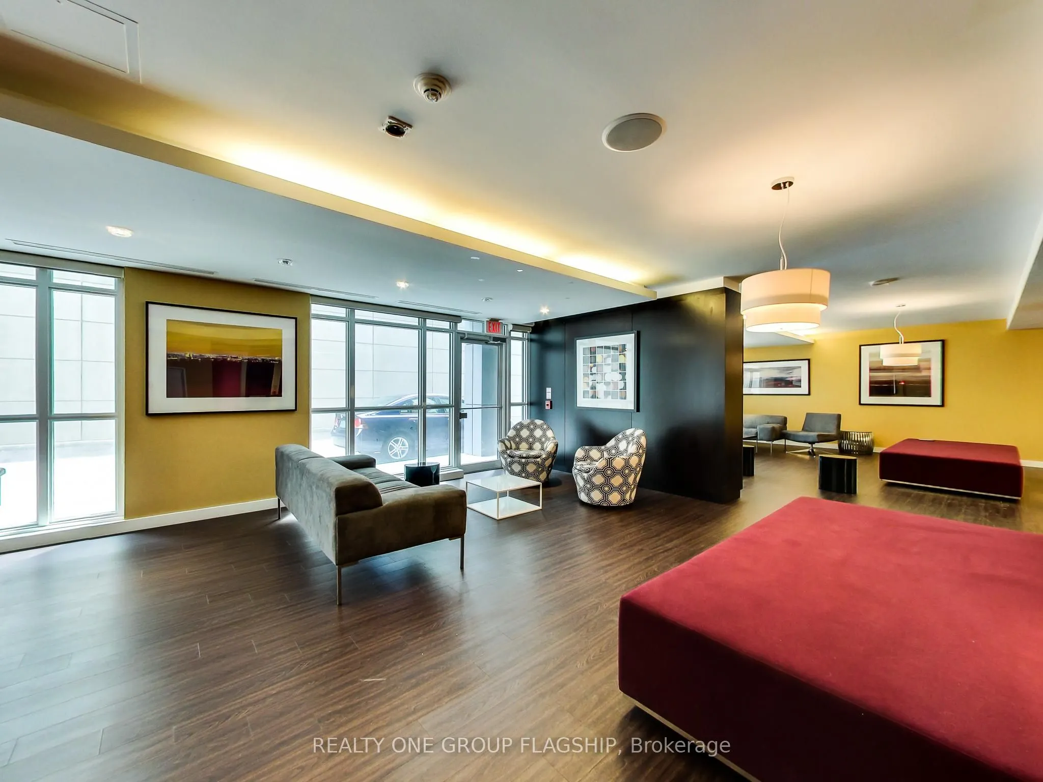 5 Hanna Avenue #617