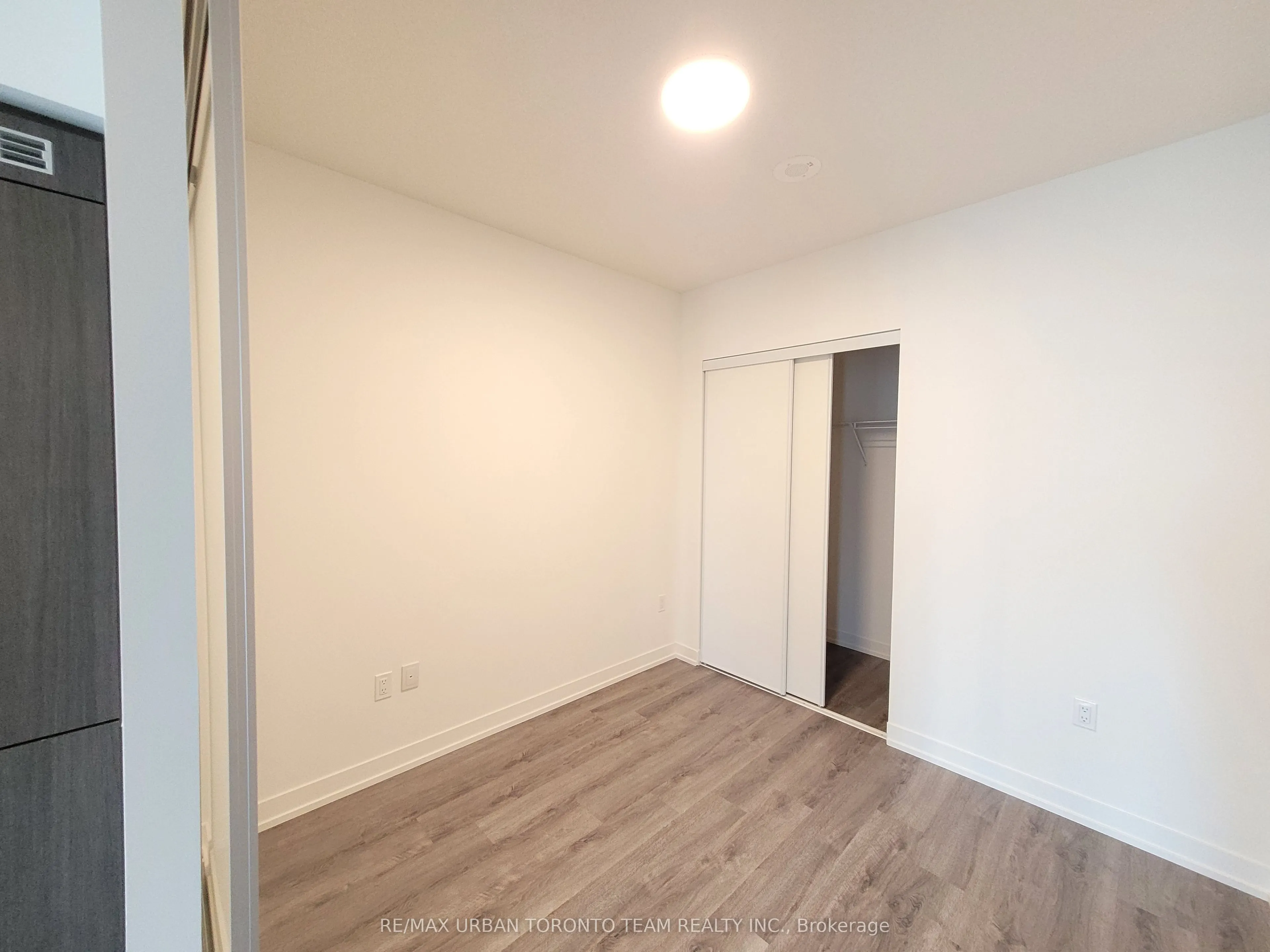 138 Downes Street #806