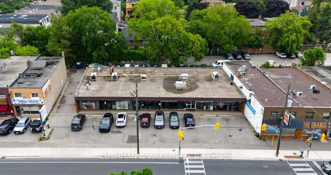 3537 Bathurst Street