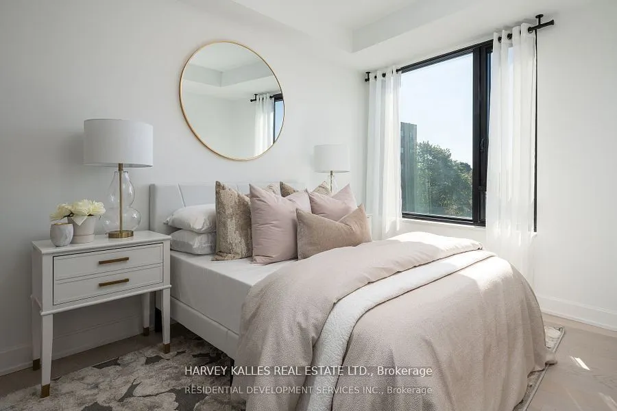 1 Strathgowan Avenue, #403