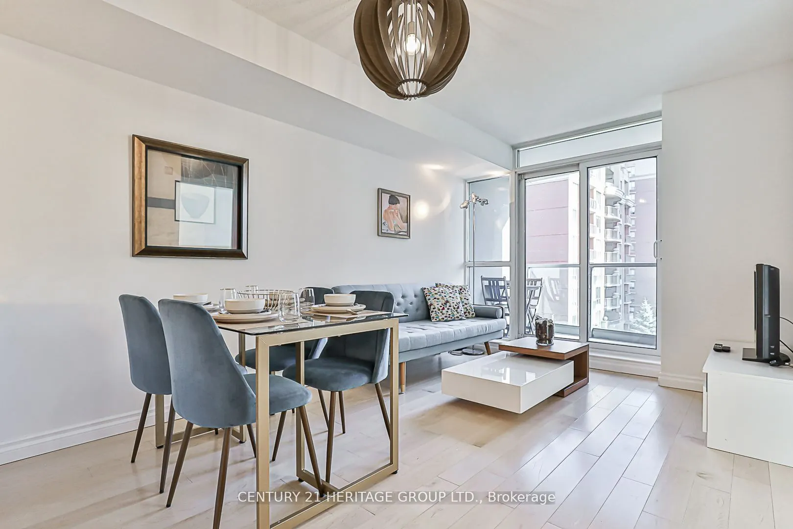 30 Harrison Garden Boulevard, #701