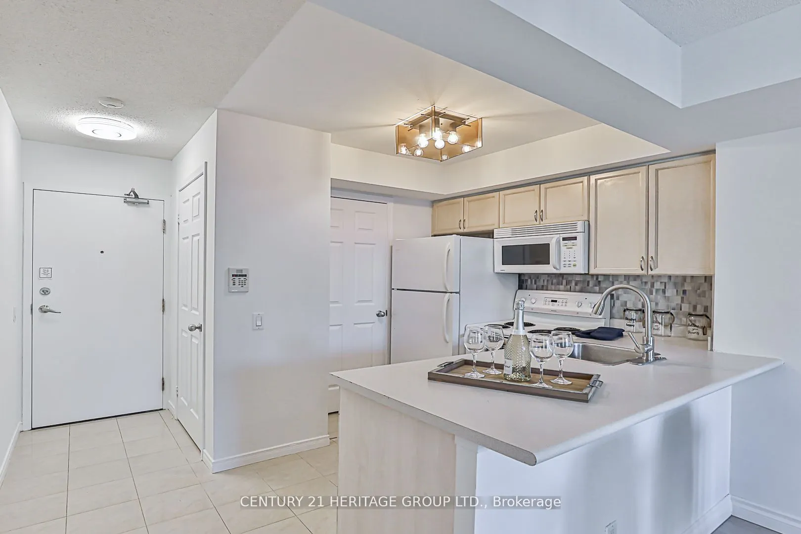 30 Harrison Garden Boulevard, #701