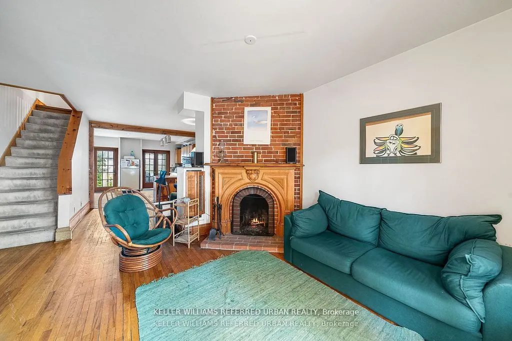 123 Gore Vale Avenue