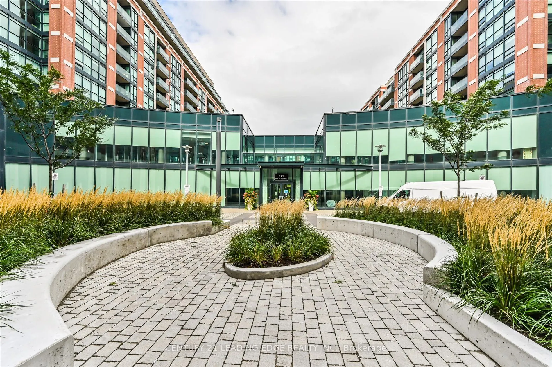 525 Wilson Avenue, #653