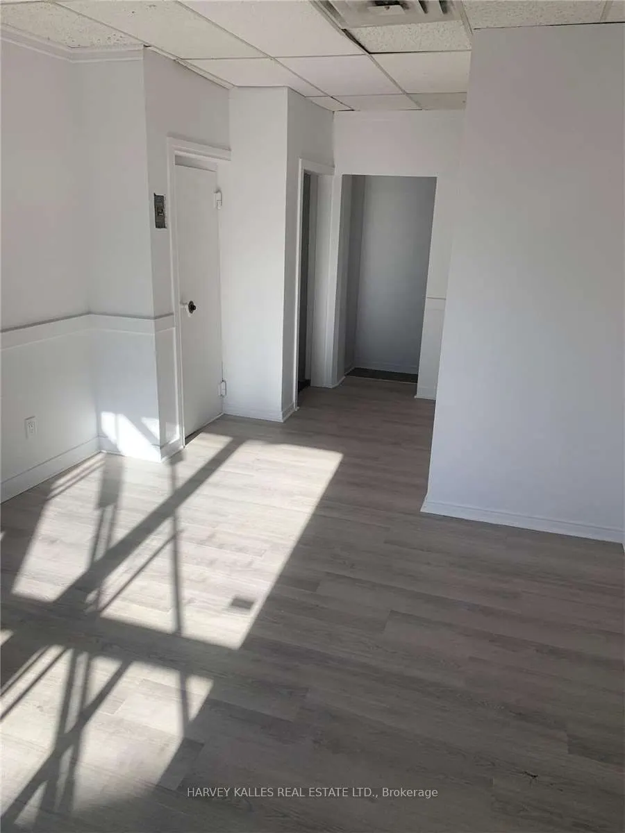 881 St Clair Avenue W, #Main #2