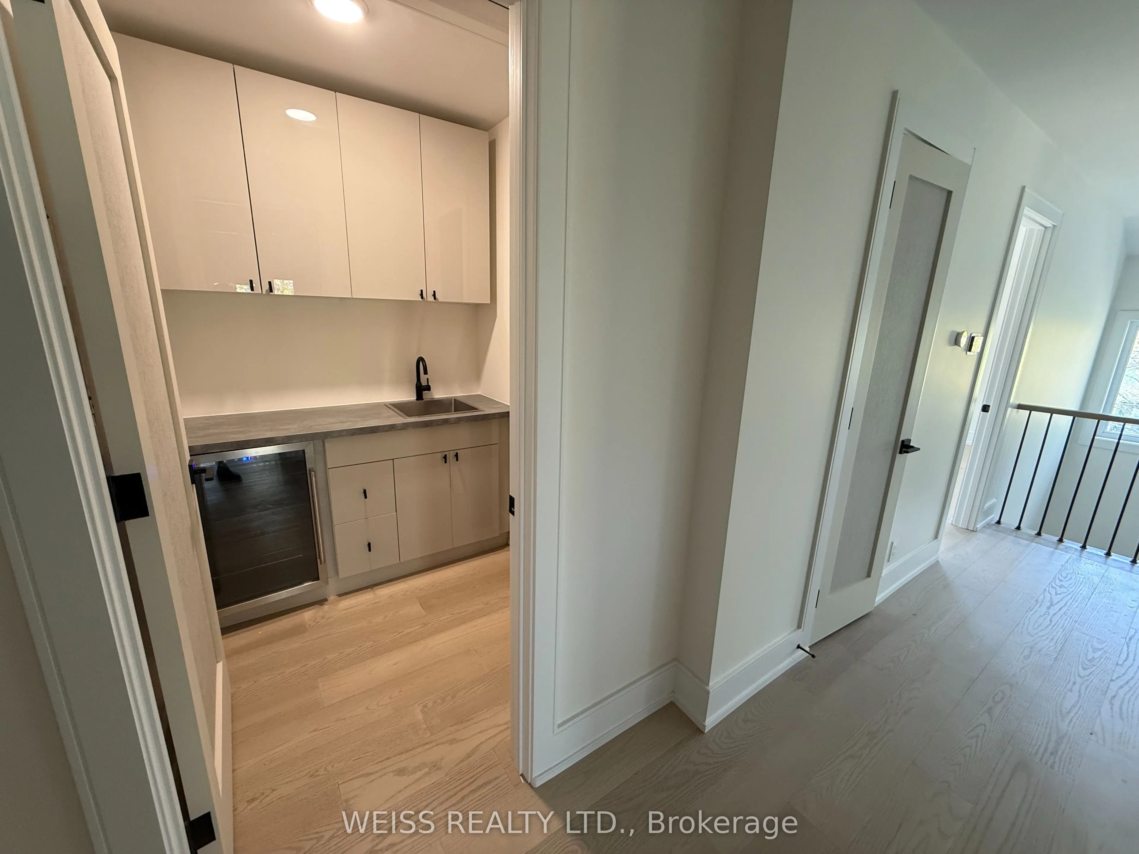 137 Bannockburn Avenue