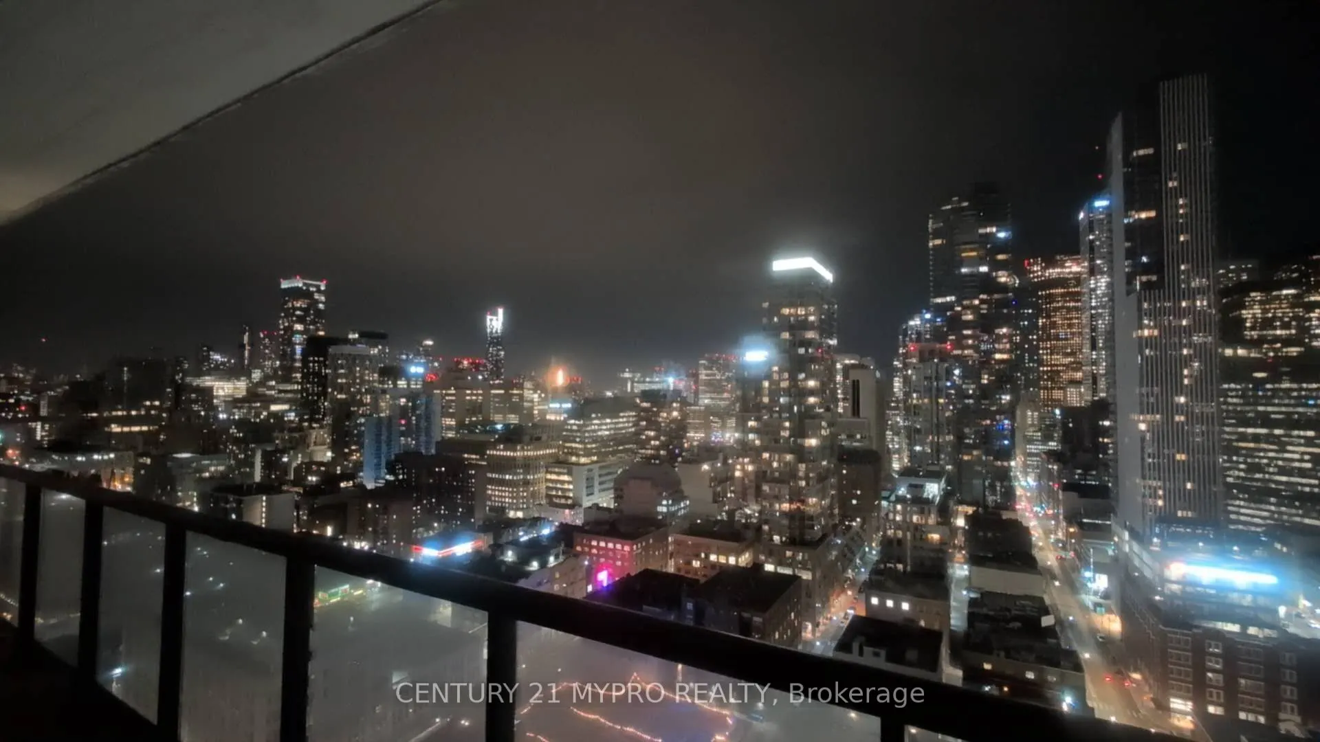 290 Adelaide Street W, #2708
