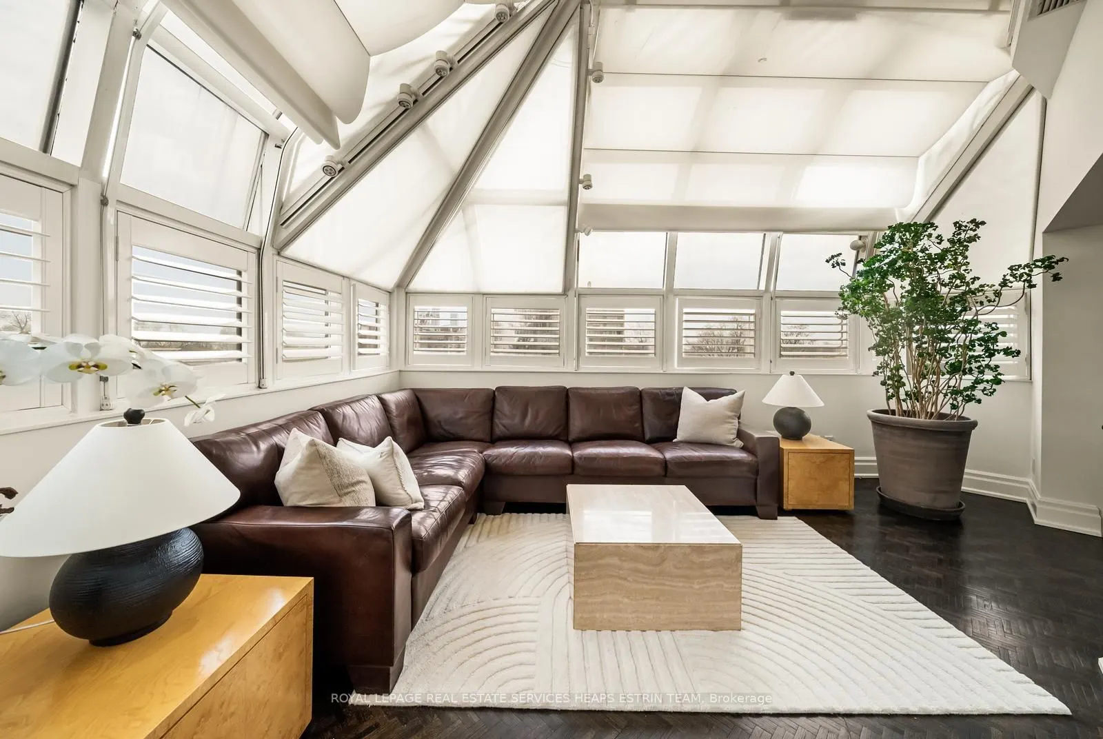 2 Lynwood Avenue #PH1