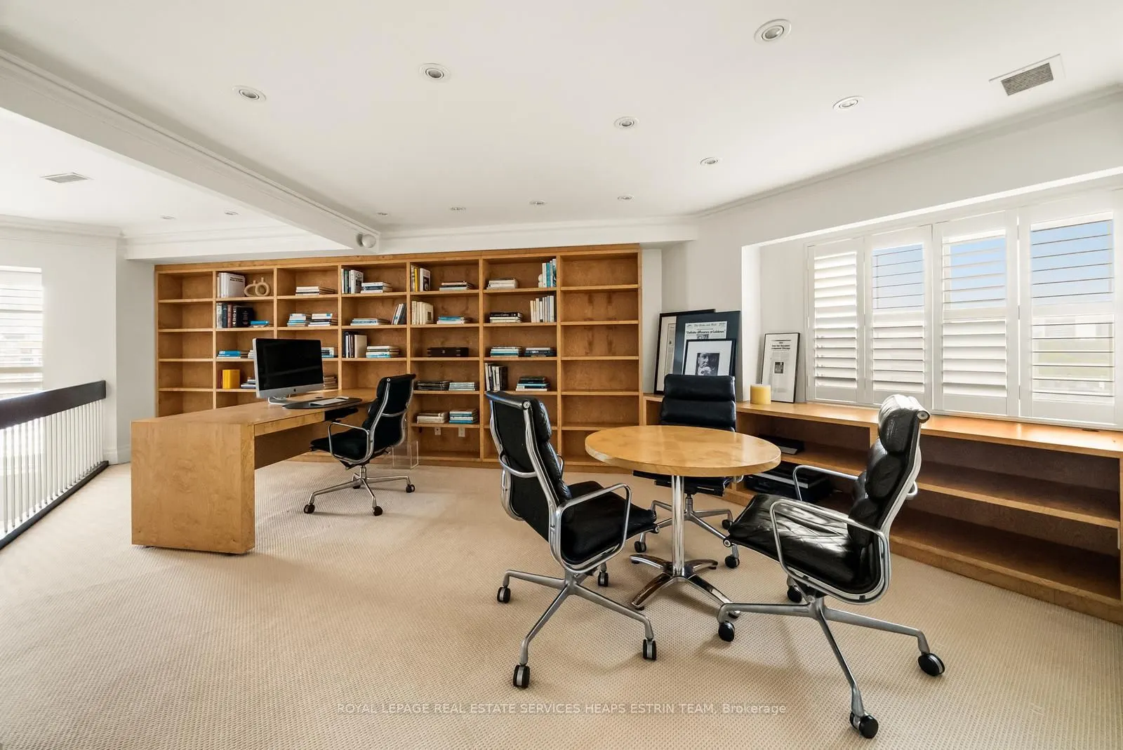 2 Lynwood Avenue #PH1
