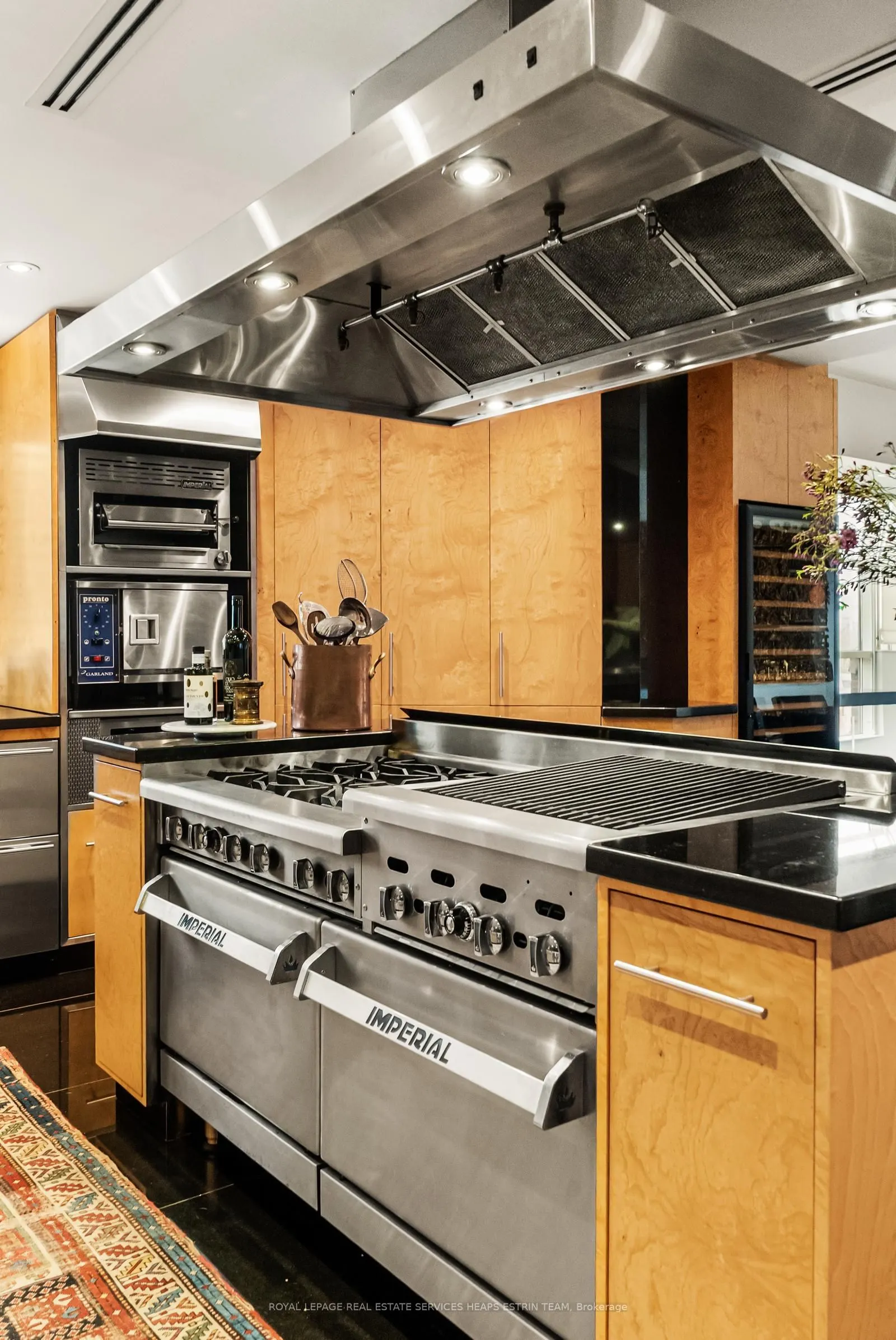 2 Lynwood Avenue #PH1